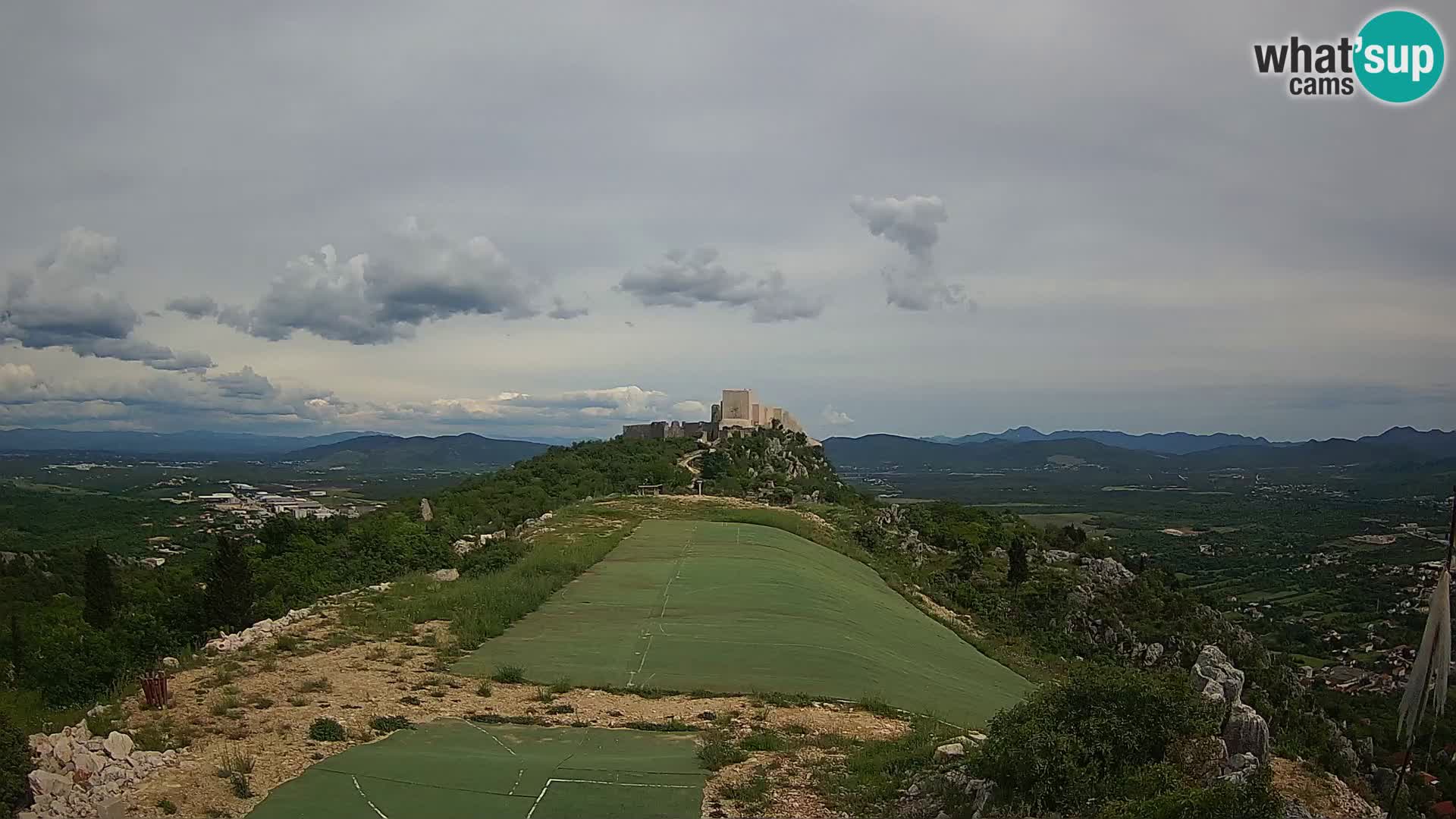 Live Webcam Campo di volo di parapendio Ljubuški – Kula
