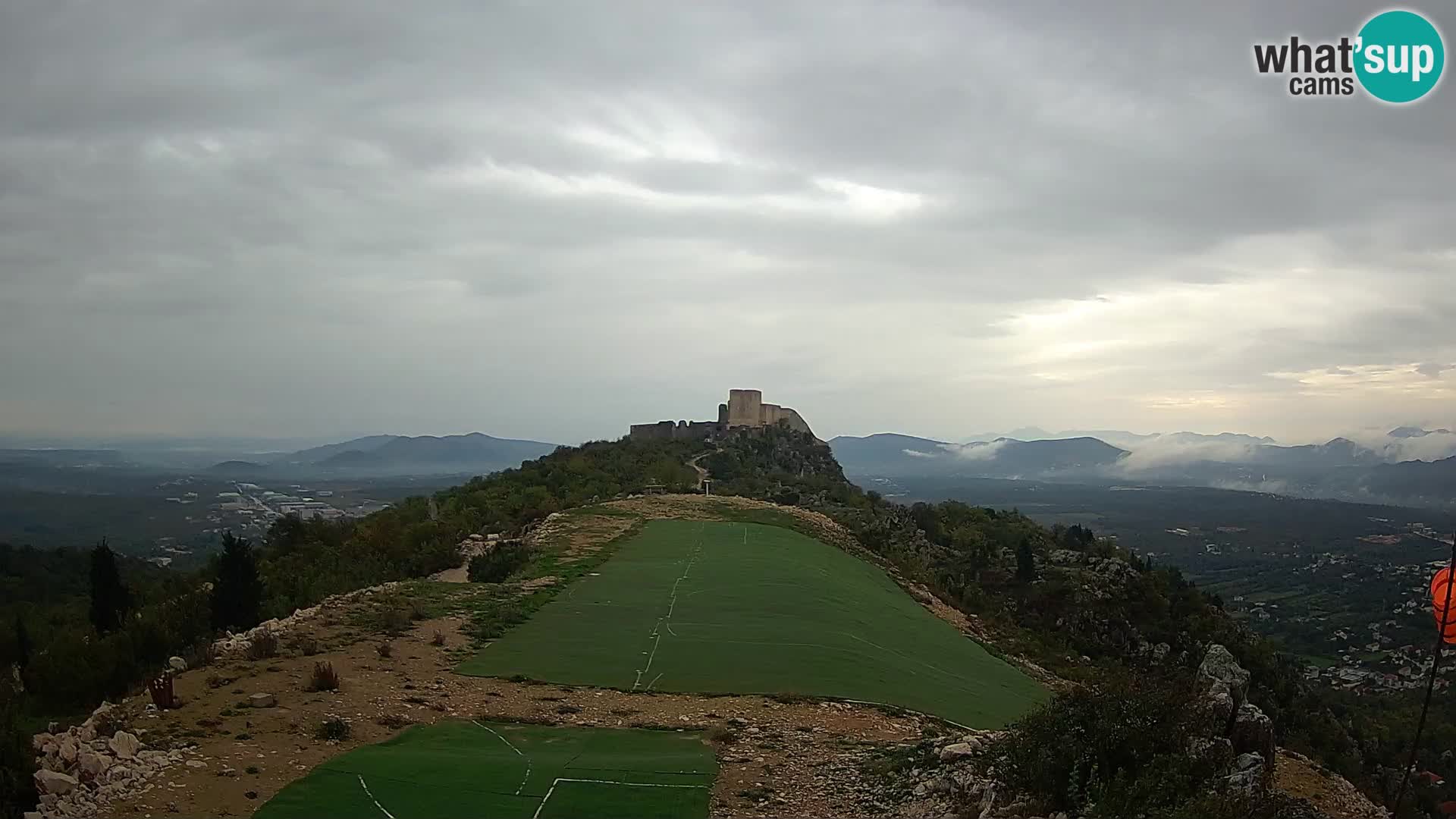 Live Webcam Campo di volo di parapendio Ljubuški – Kula