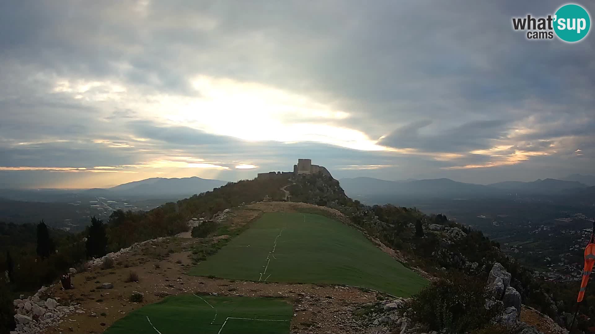 Live Webcam Campo di volo di parapendio Ljubuški – Kula