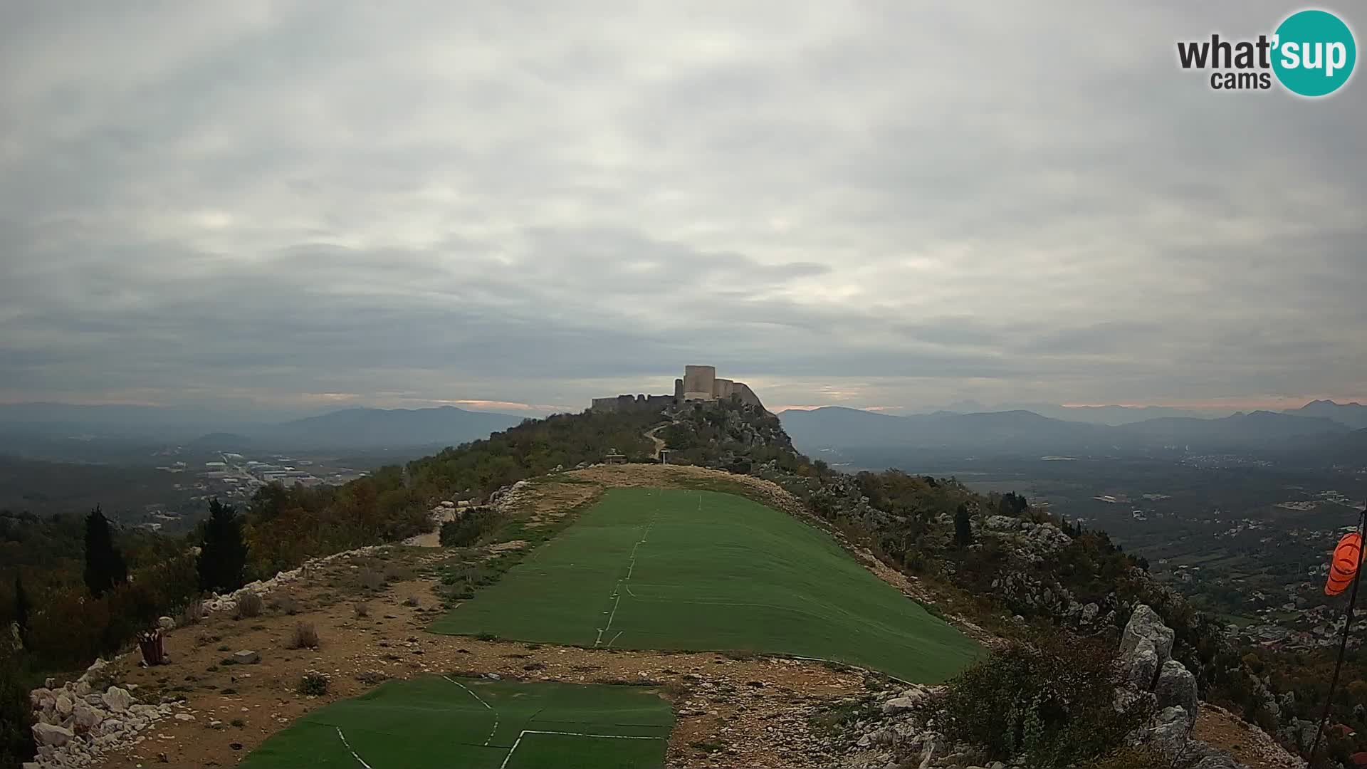 Live Webcam Campo di volo di parapendio Ljubuški – Kula