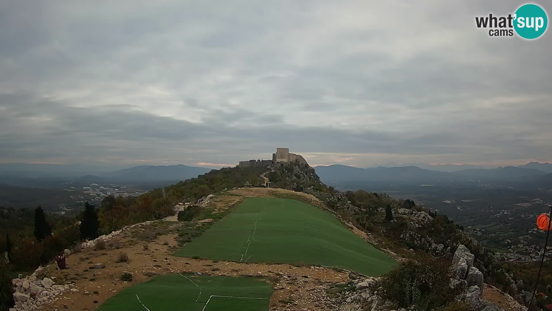 Live Webcam Campo di volo di parapendio Ljubuški – Kula