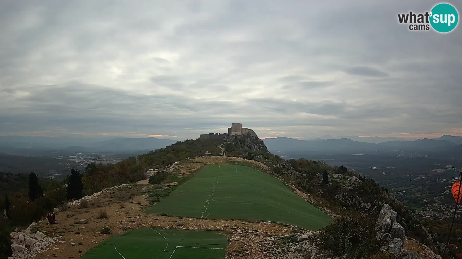 Live Webcam Campo di volo di parapendio Ljubuški – Kula