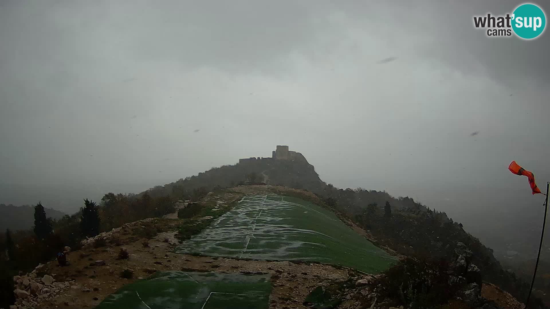 Live Webcam Campo di volo di parapendio Ljubuški – Kula