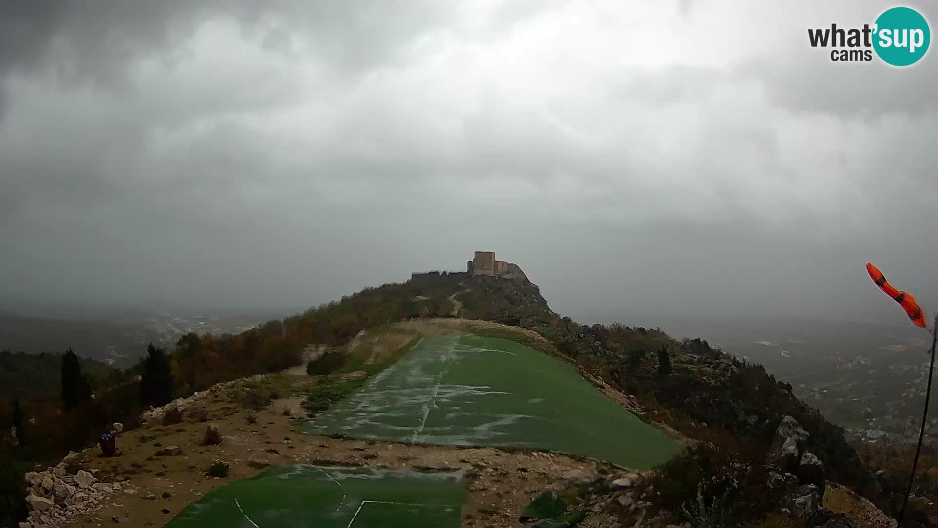 Live Webcam Campo di volo di parapendio Ljubuški – Kula