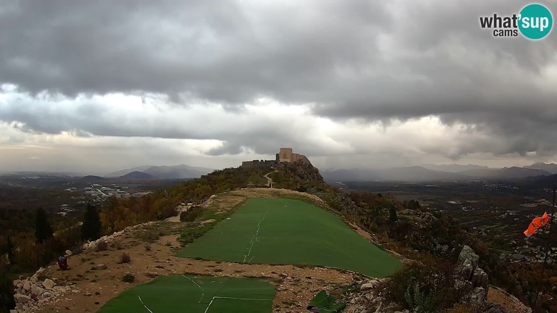 Live Webcam Campo di volo di parapendio Ljubuški – Kula