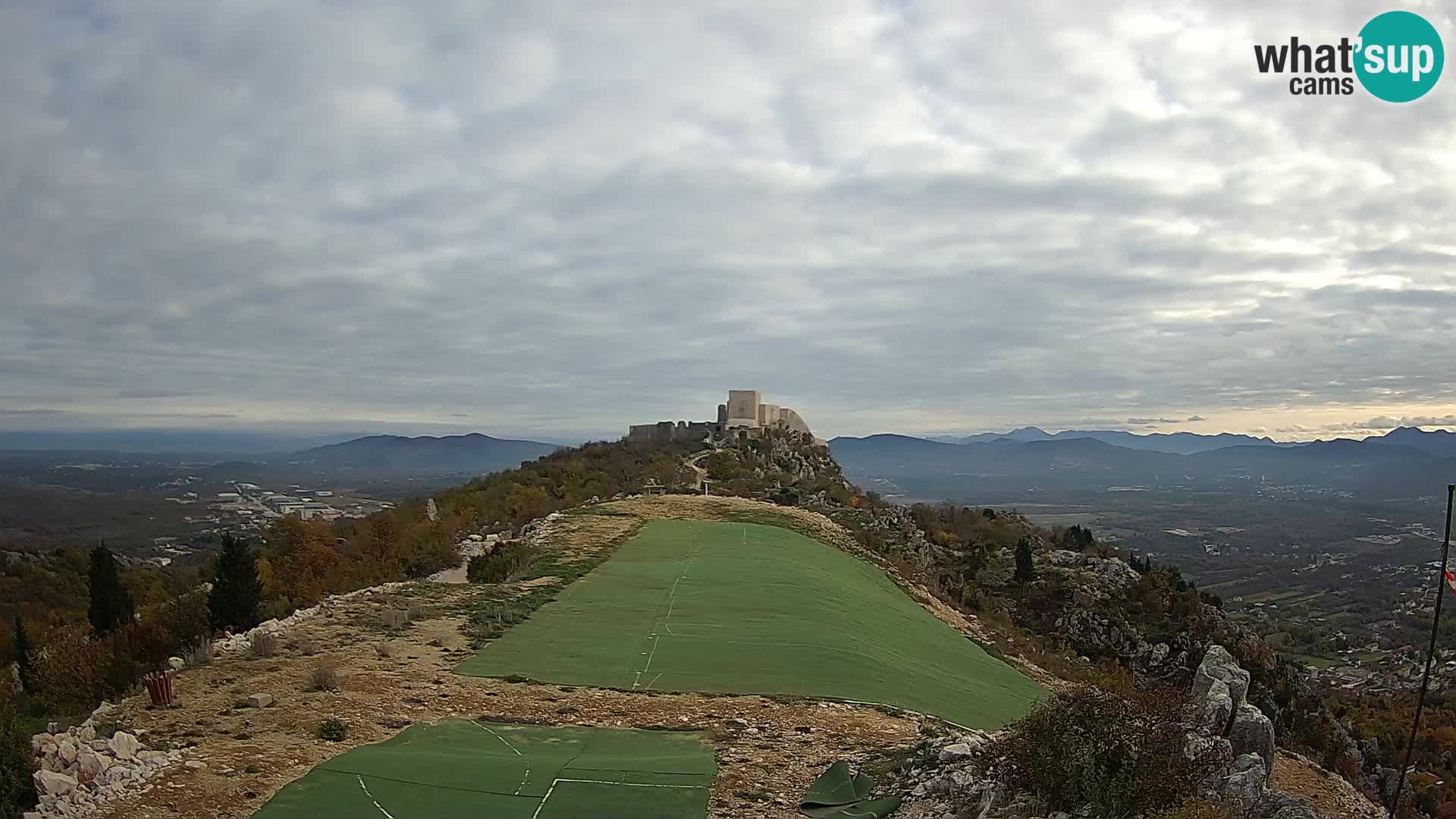 Live Webcam Campo di volo di parapendio Ljubuški – Kula