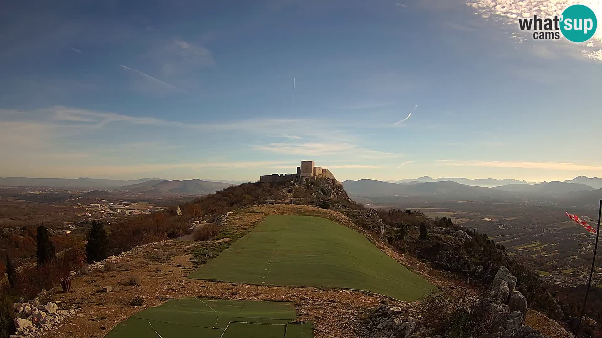 Live Webcam Campo di volo di parapendio Ljubuški – Kula