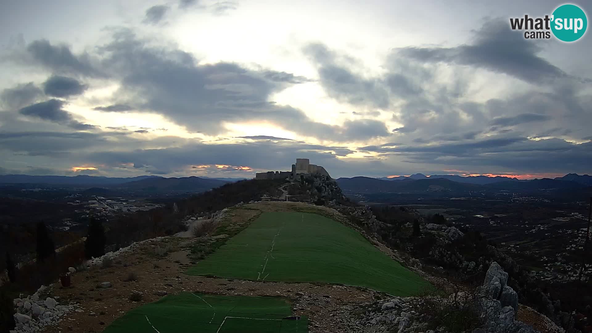 Live Webcam Campo di volo di parapendio Ljubuški – Kula