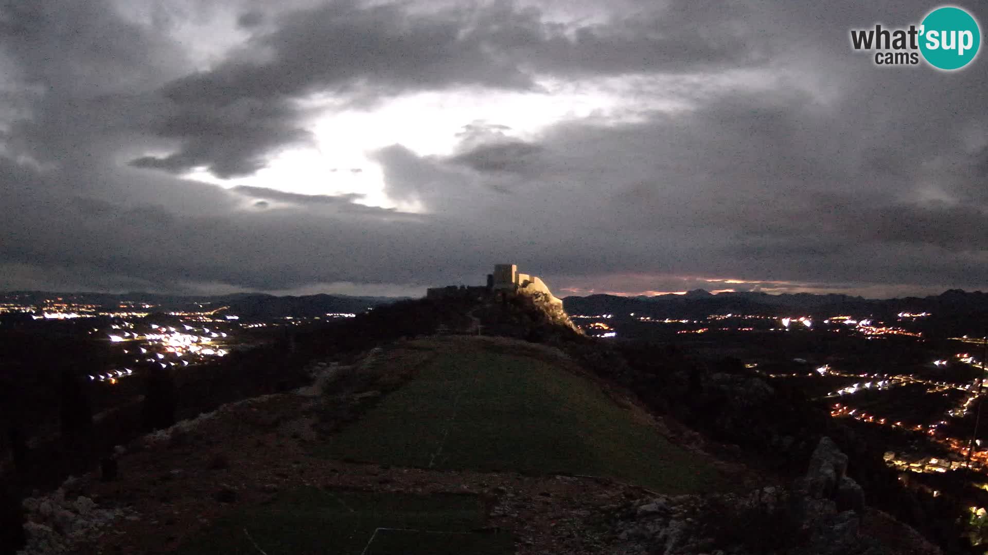 Live Webcam Campo di volo di parapendio Ljubuški – Kula