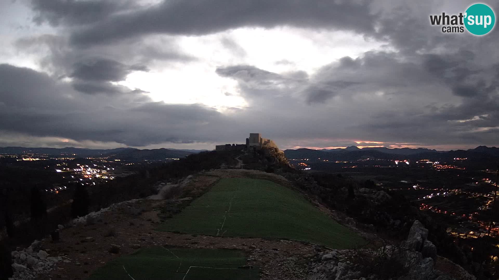 Live Webcam Campo di volo di parapendio Ljubuški – Kula