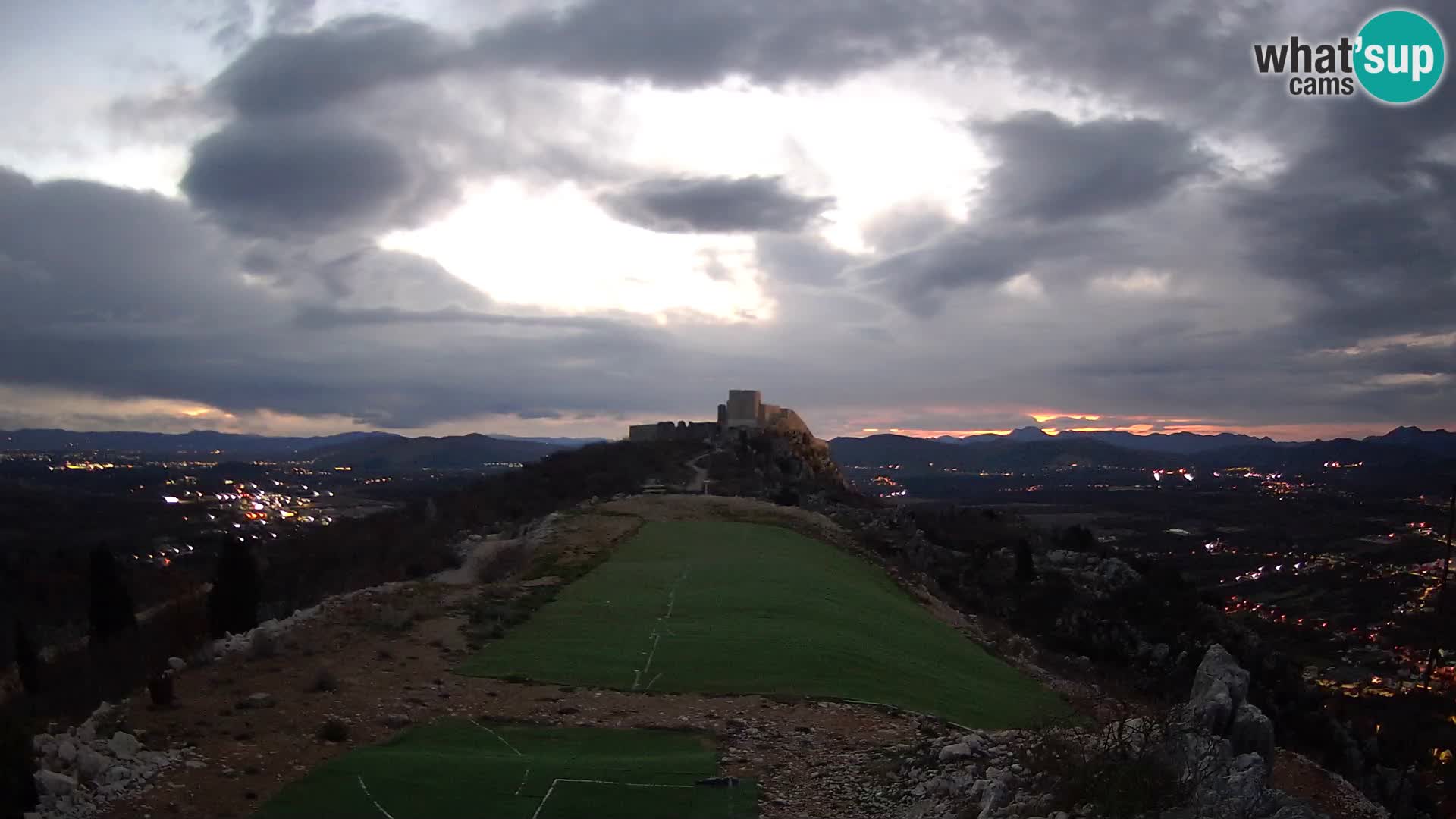 Live Webcam Campo di volo di parapendio Ljubuški – Kula