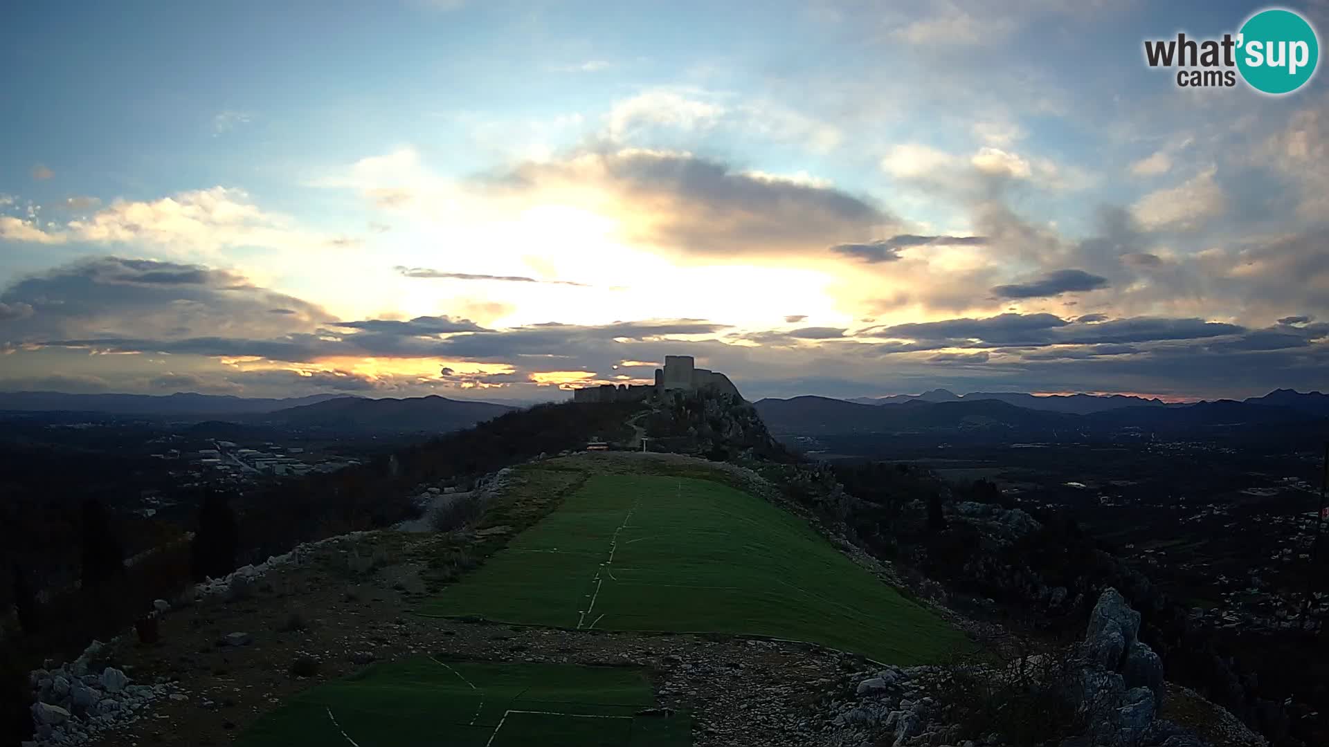 Live Webcam Campo di volo di parapendio Ljubuški – Kula