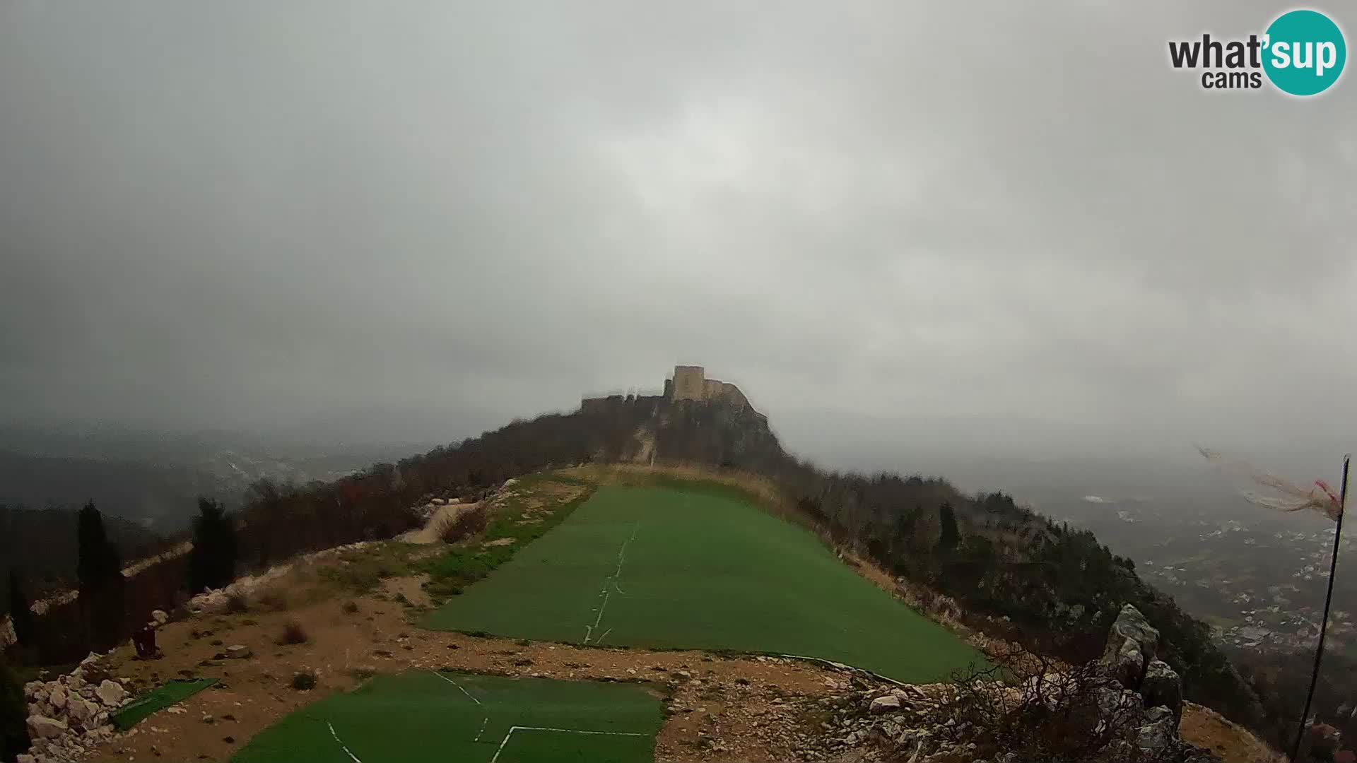 Live Webcam Campo di volo di parapendio Ljubuški – Kula