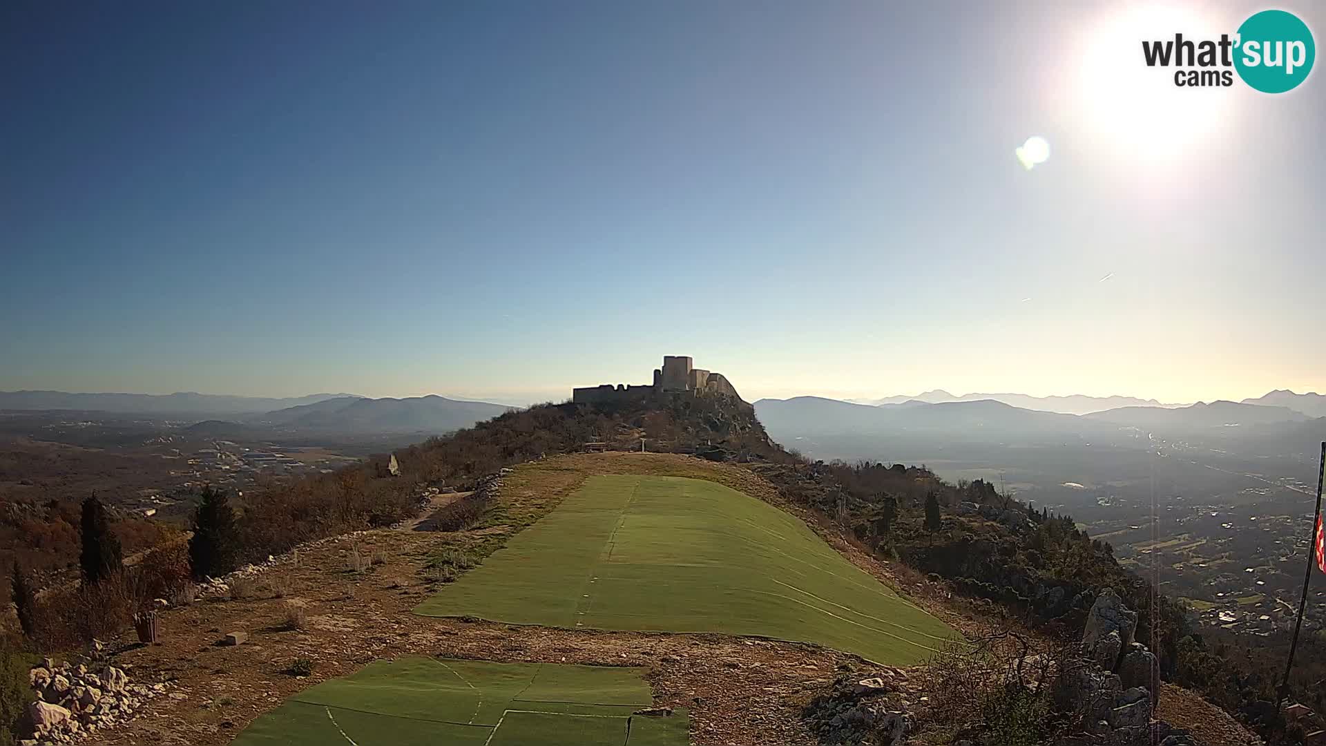 Live Webcam Campo di volo di parapendio Ljubuški – Kula