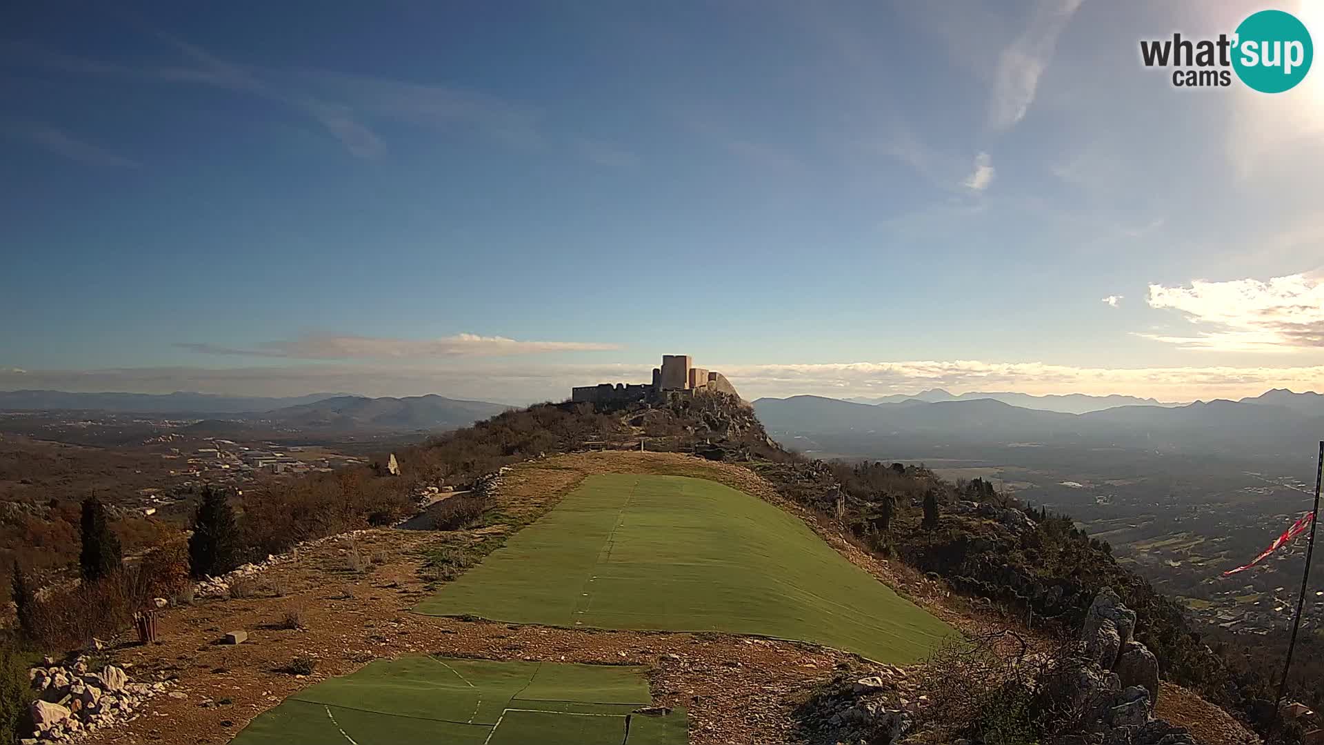 Live Webcam Campo di volo di parapendio Ljubuški – Kula