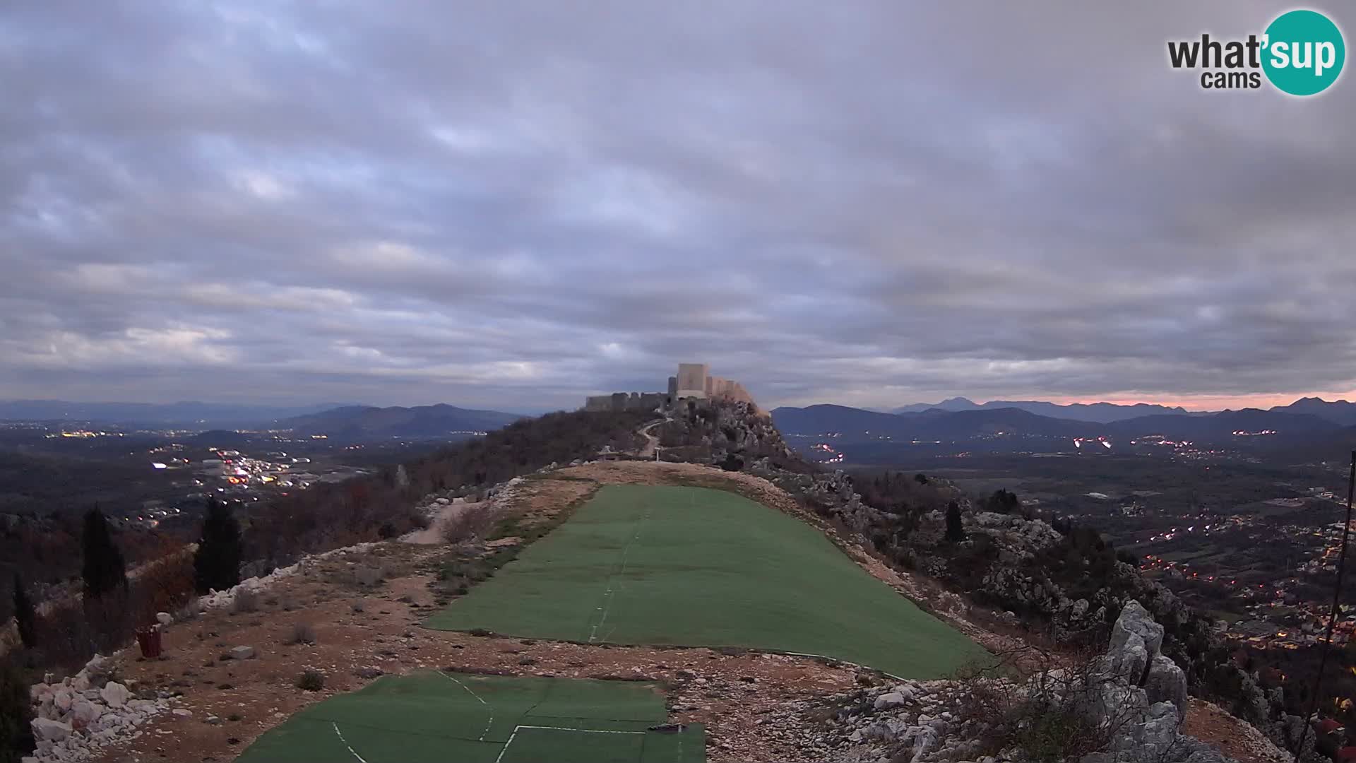 Live Webcam Campo di volo di parapendio Ljubuški – Kula