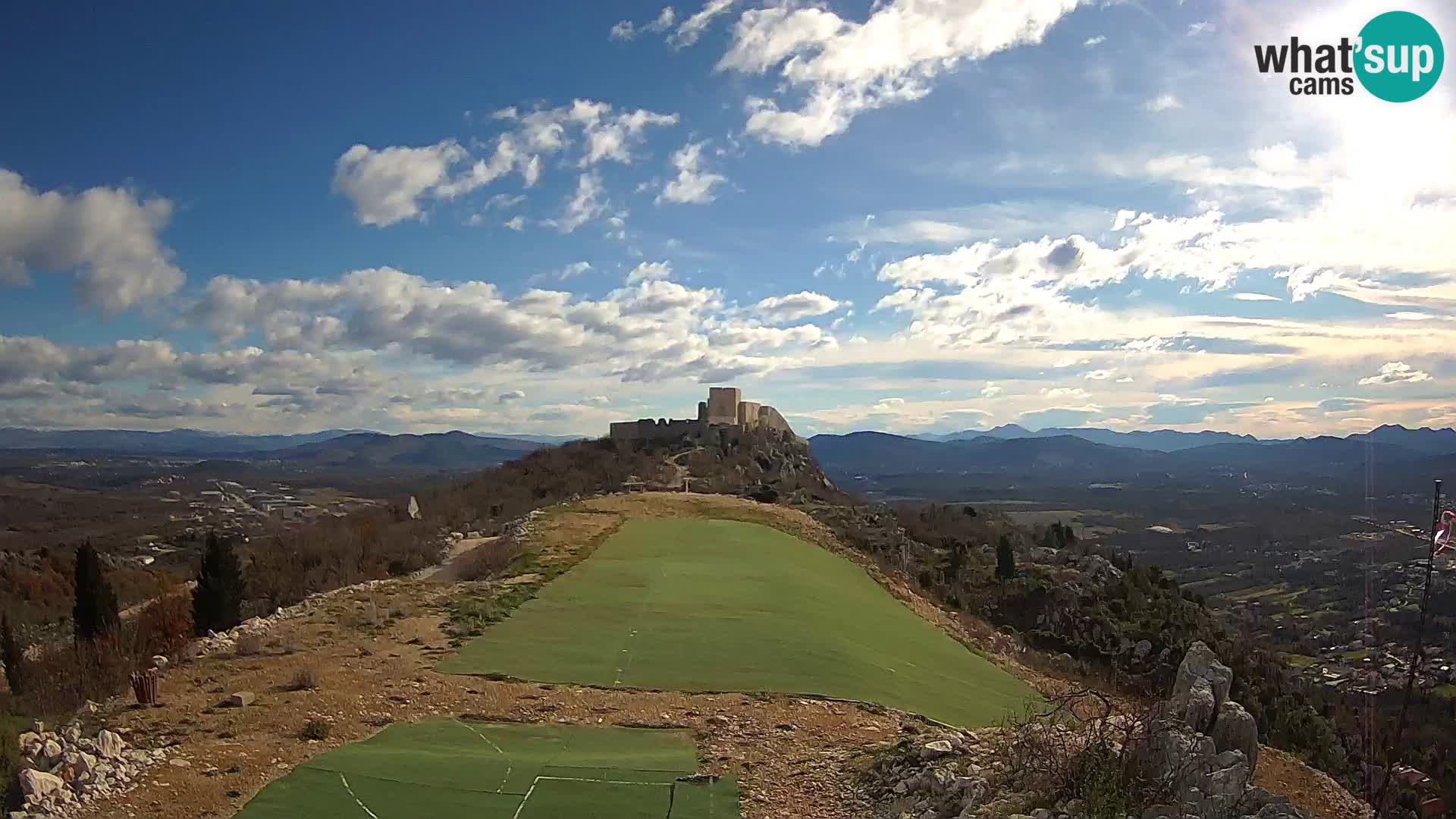 Live Webcam Campo di volo di parapendio Ljubuški – Kula