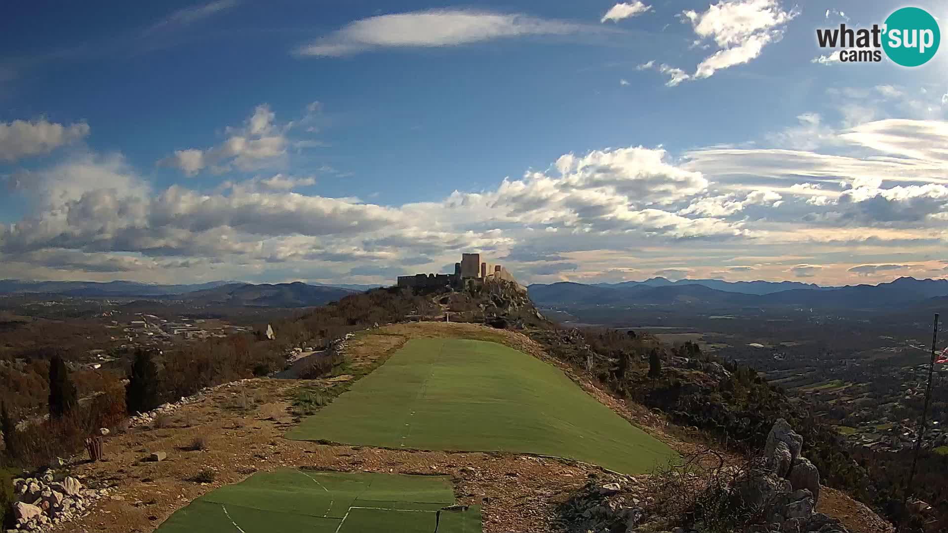 Live Webcam Campo di volo di parapendio Ljubuški – Kula