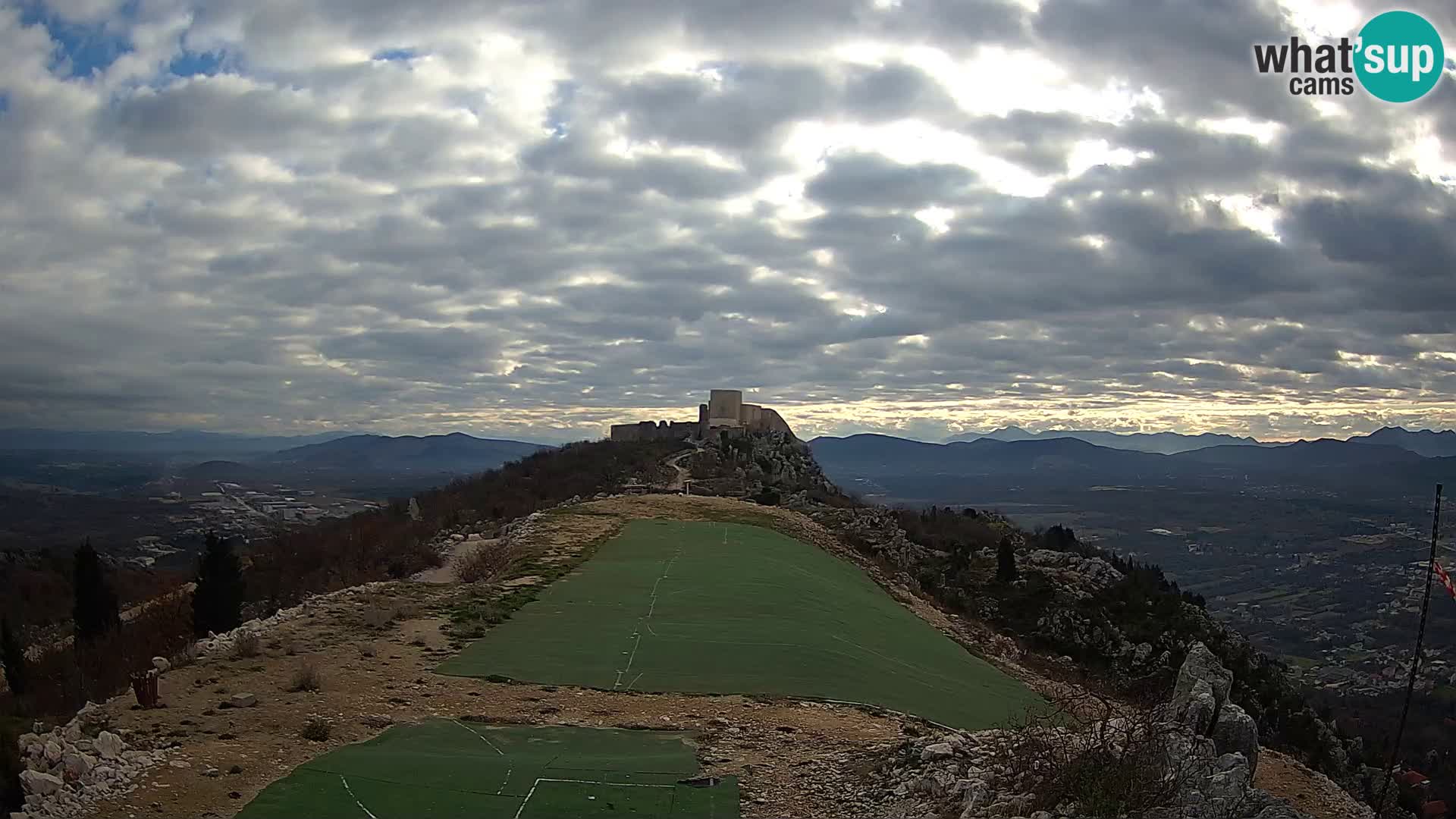 Live Webcam Campo di volo di parapendio Ljubuški – Kula