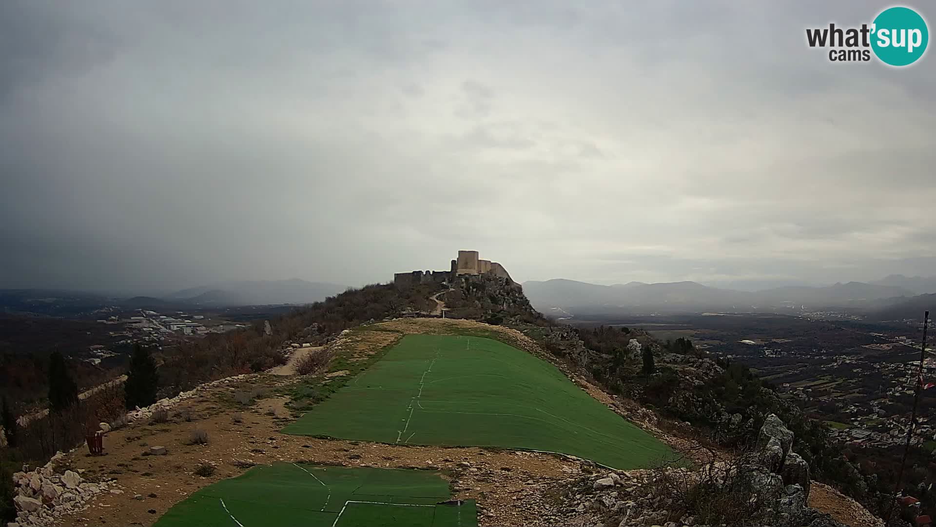 Live Webcam Campo di volo di parapendio Ljubuški – Kula