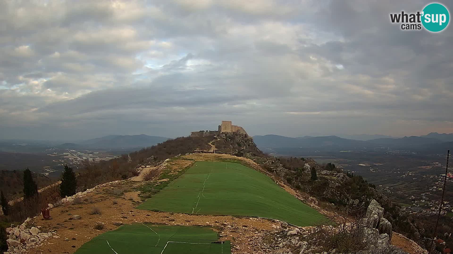 Live Webcam Campo di volo di parapendio Ljubuški – Kula