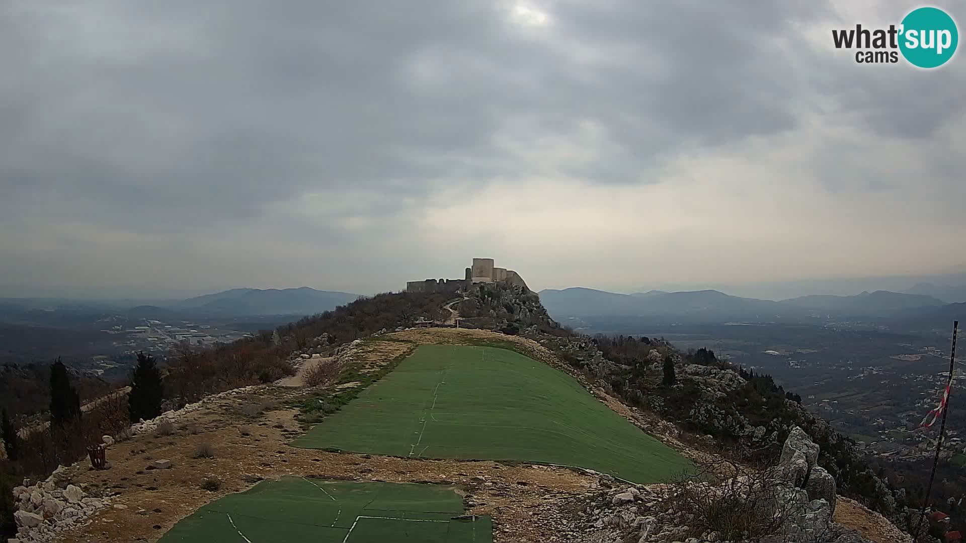 Live Webcam Campo di volo di parapendio Ljubuški – Kula