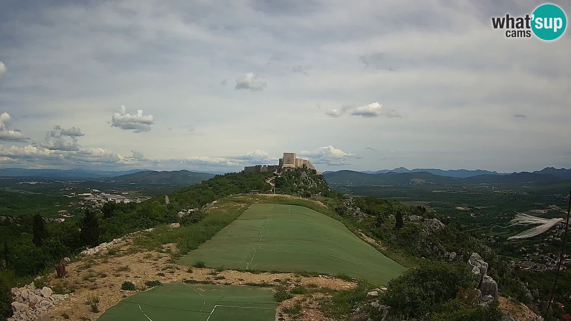 Live Webcam Campo di volo di parapendio Ljubuški – Kula