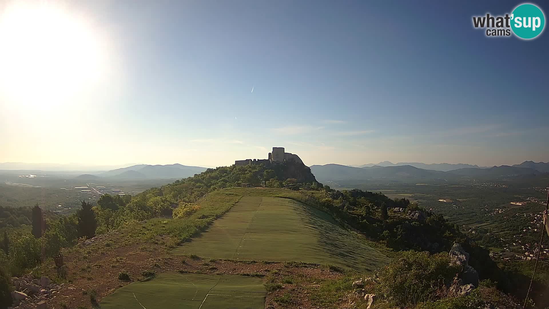 Live Webcam Campo di volo di parapendio Ljubuški – Kula