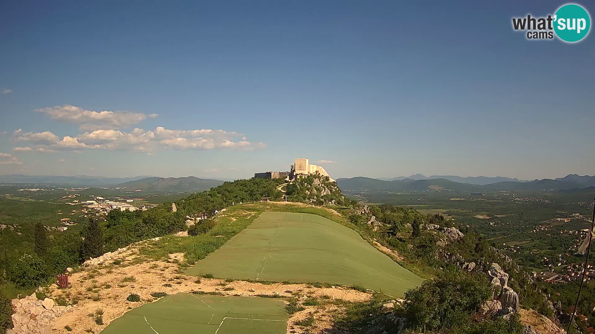 Live Webcam Campo di volo di parapendio Ljubuški – Kula