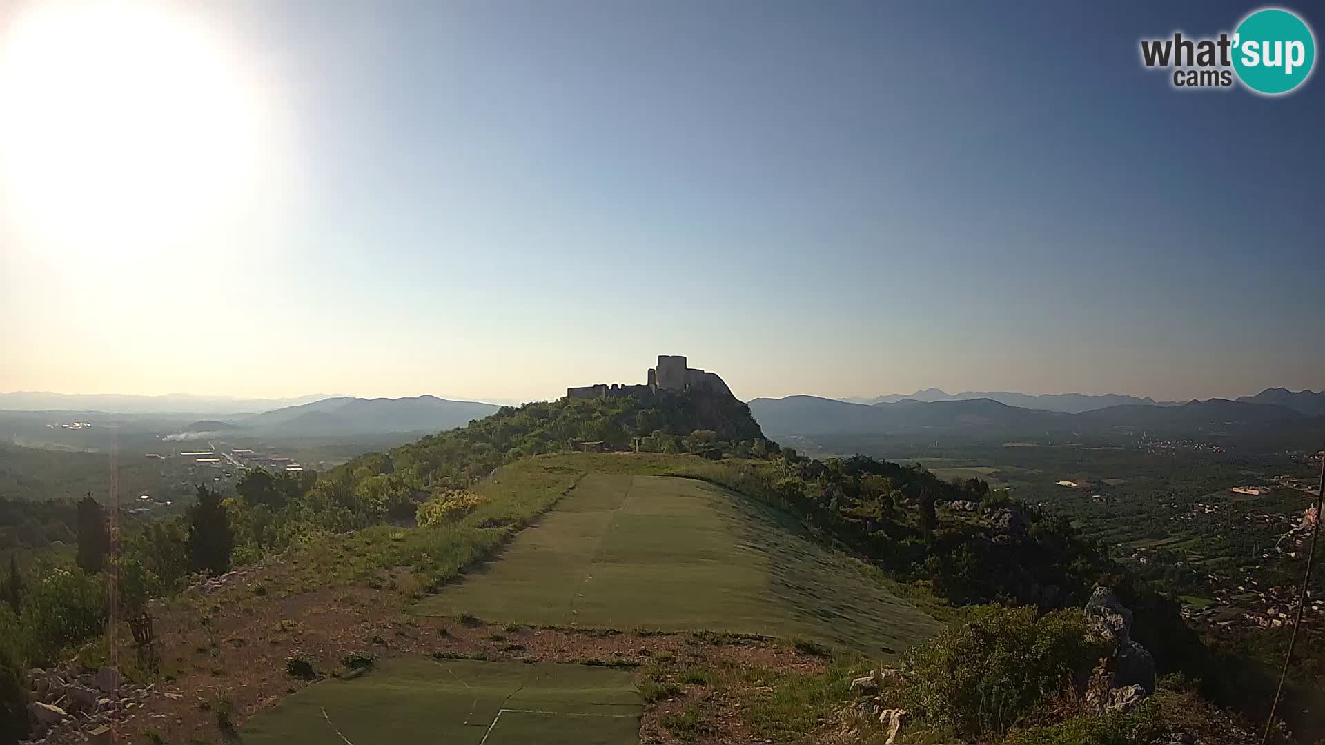 Live Webcam Campo di volo di parapendio Ljubuški – Kula