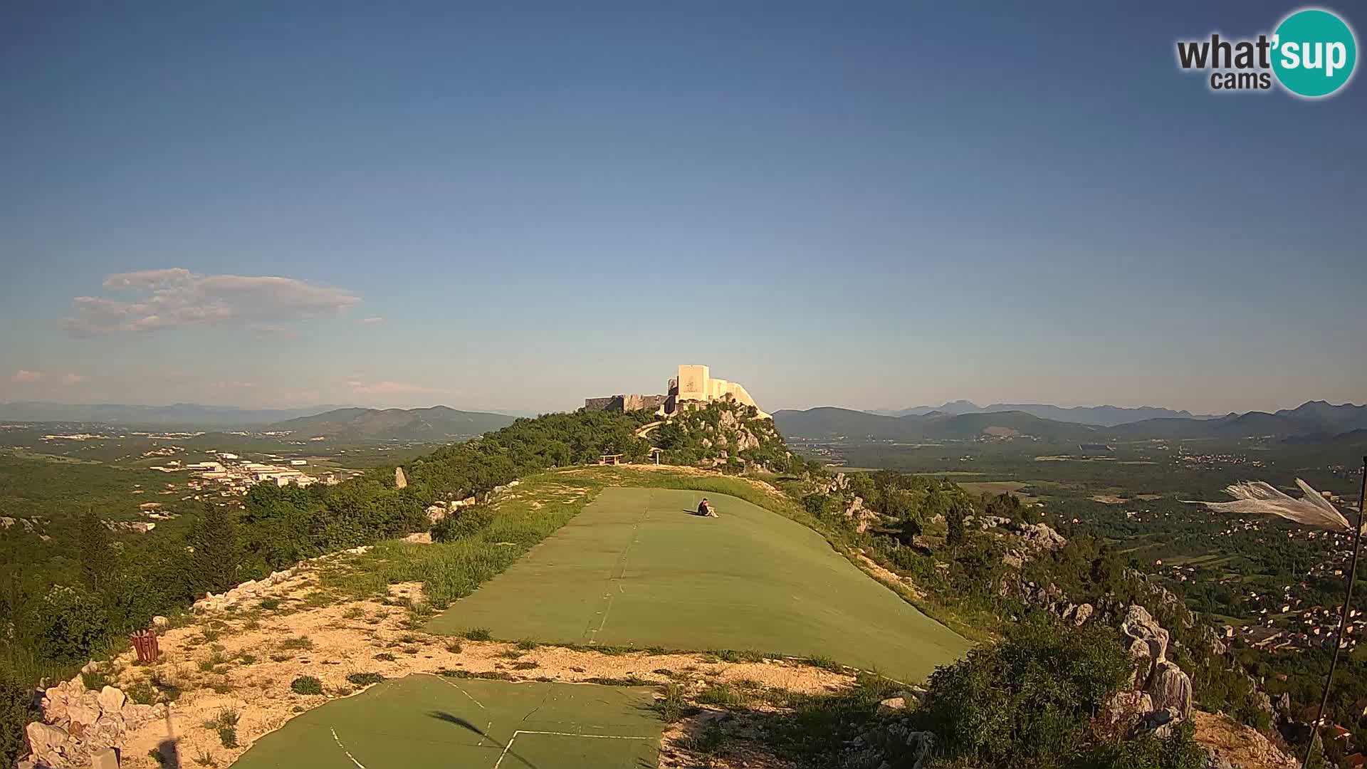Live Webcam Campo di volo di parapendio Ljubuški – Kula