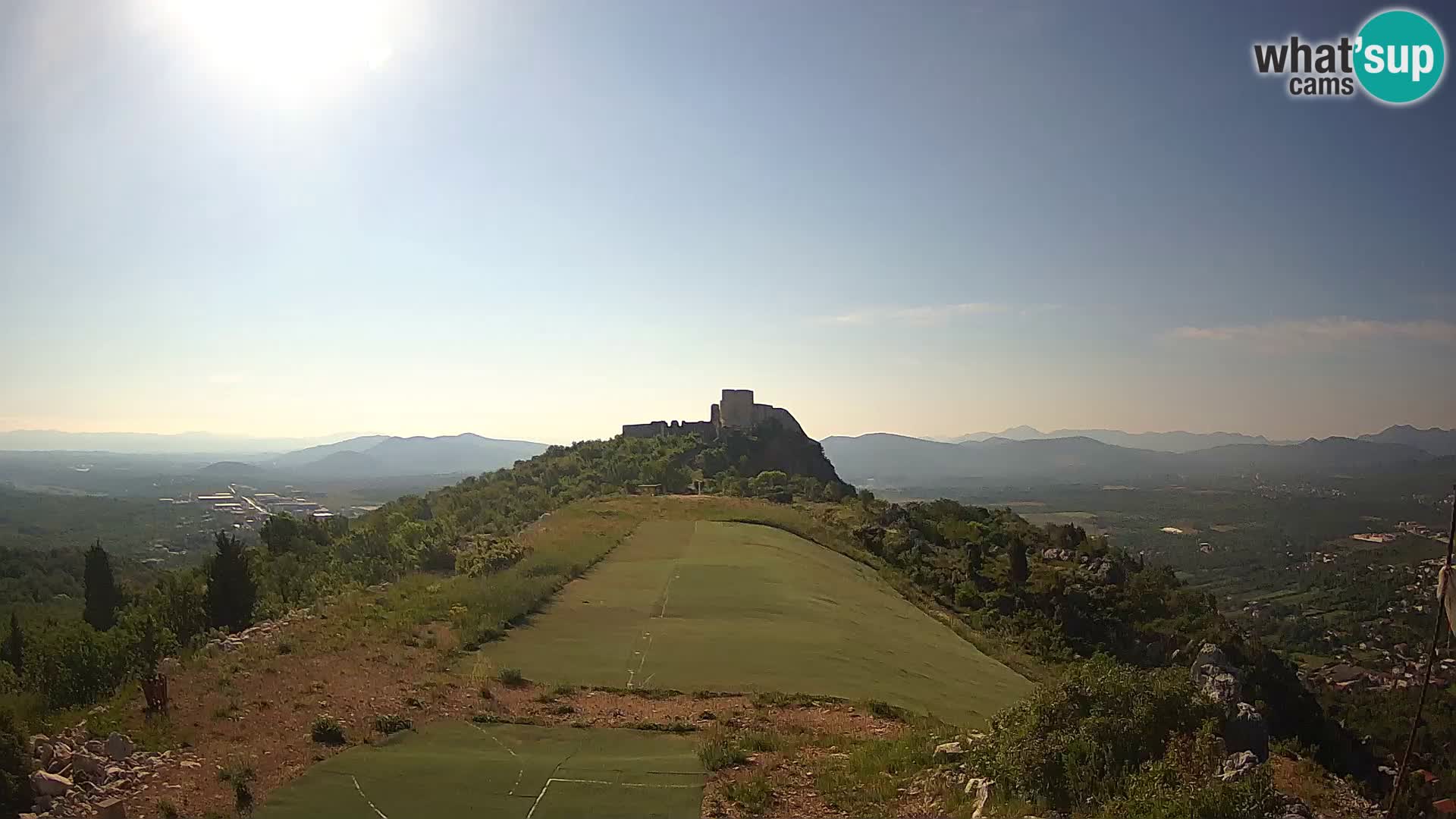 Live Webcam Campo di volo di parapendio Ljubuški – Kula