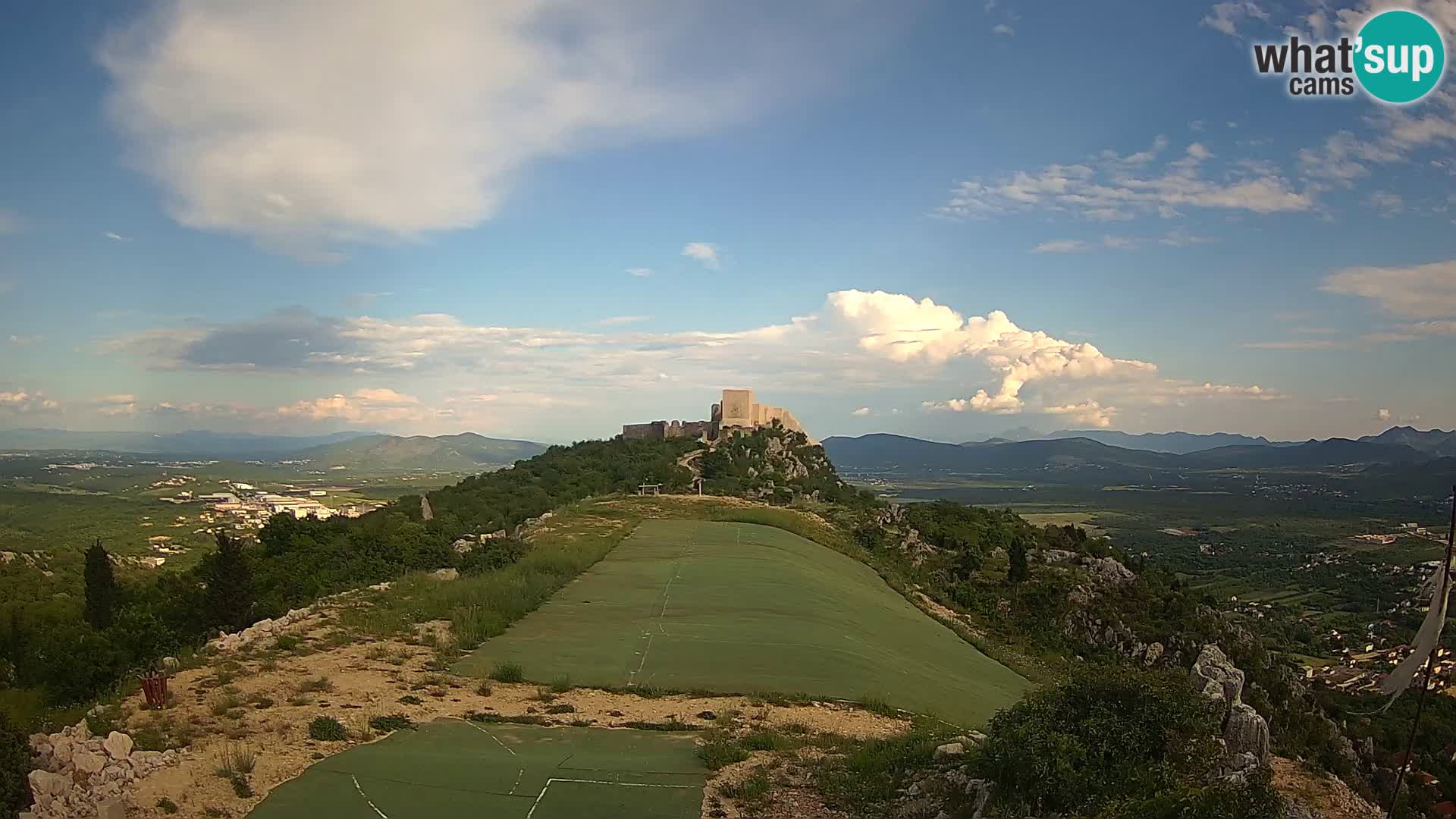 Live Webcam Campo di volo di parapendio Ljubuški – Kula