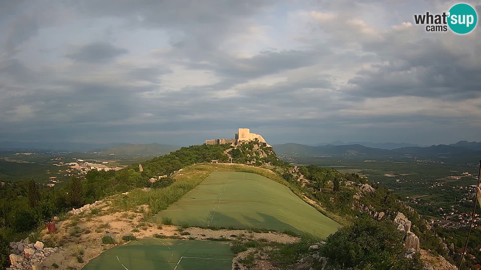 Live Webcam Campo di volo di parapendio Ljubuški – Kula