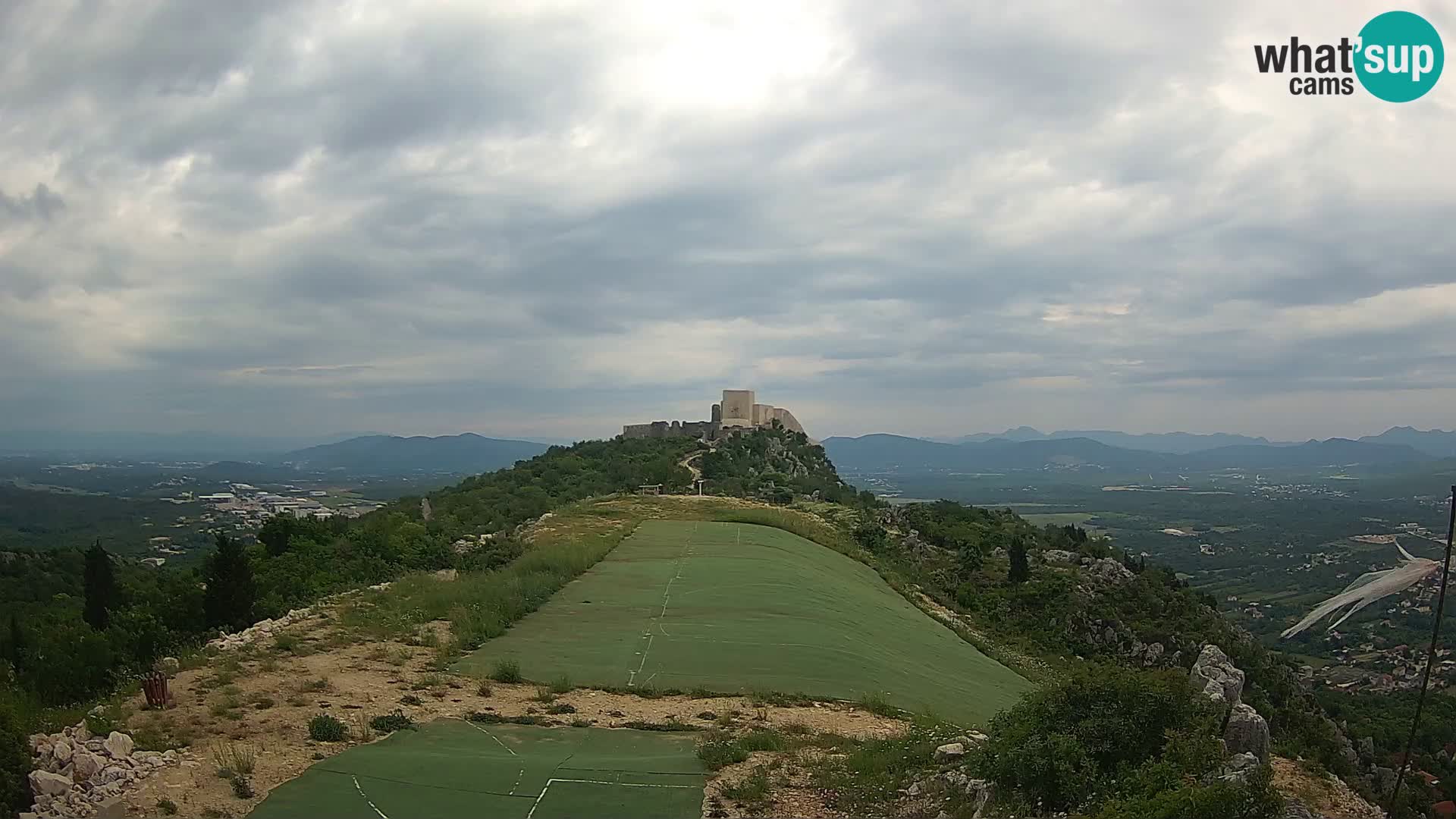 Live Webcam Campo di volo di parapendio Ljubuški – Kula
