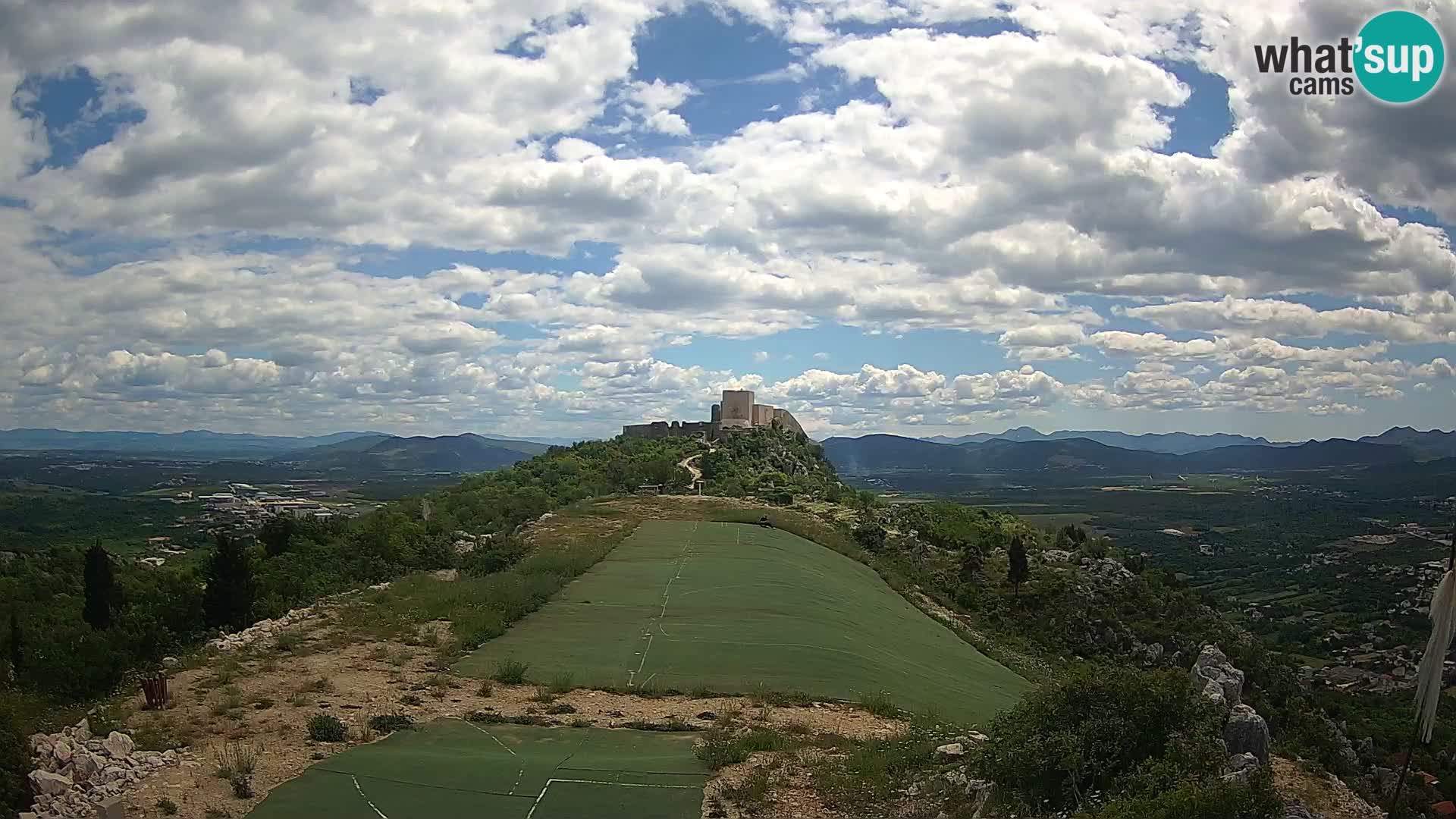 Live Webcam Campo di volo di parapendio Ljubuški – Kula