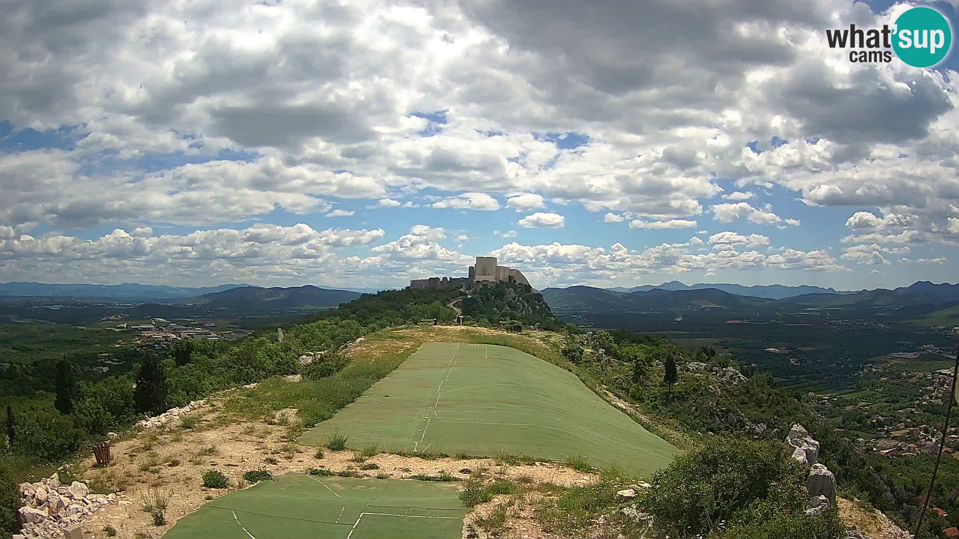 Live Webcam Campo di volo di parapendio Ljubuški – Kula