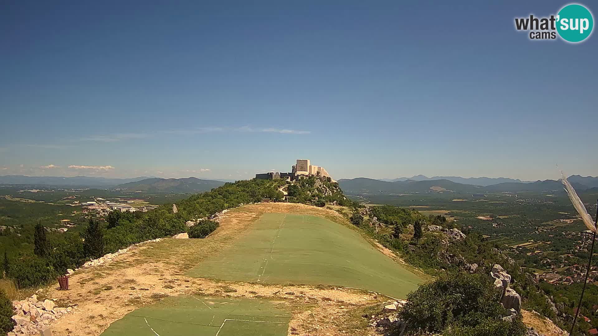 Live Webcam Campo di volo di parapendio Ljubuški – Kula