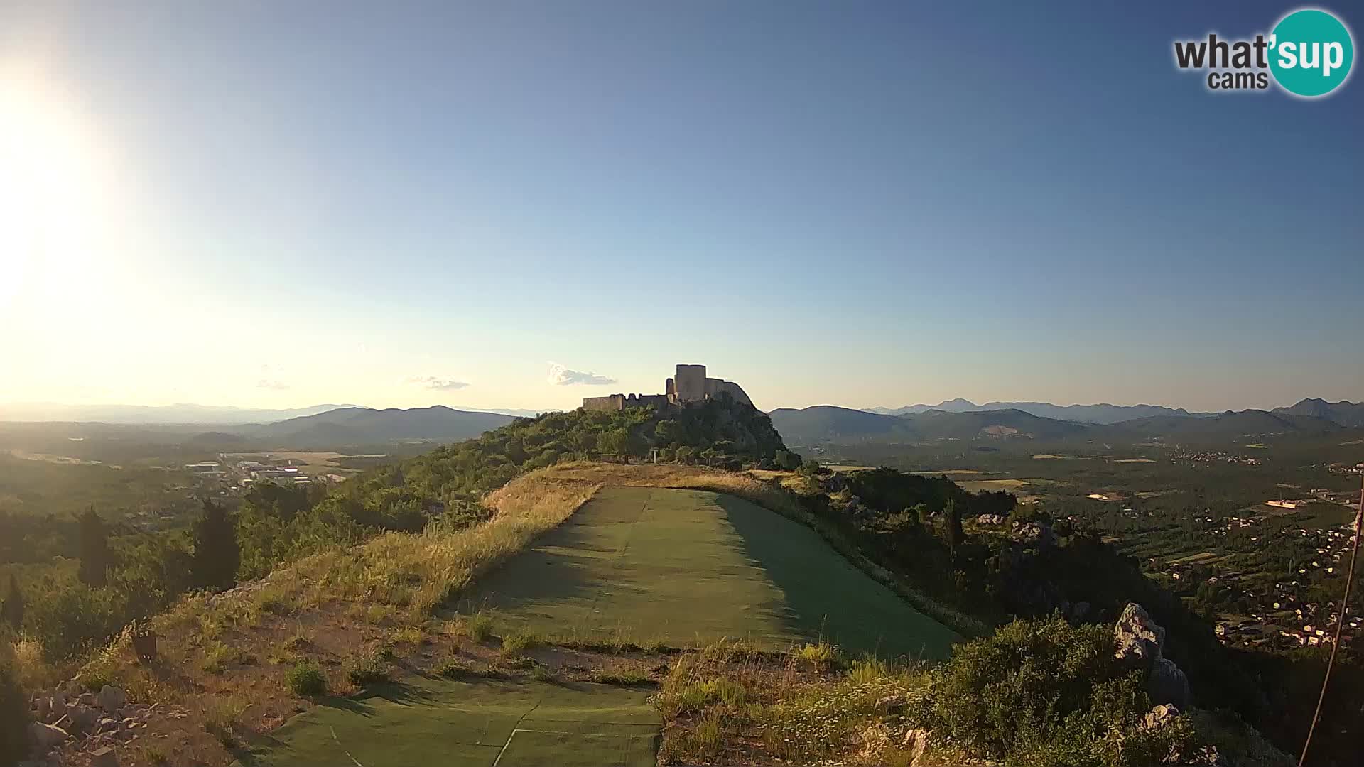 Live Webcam Campo di volo di parapendio Ljubuški – Kula