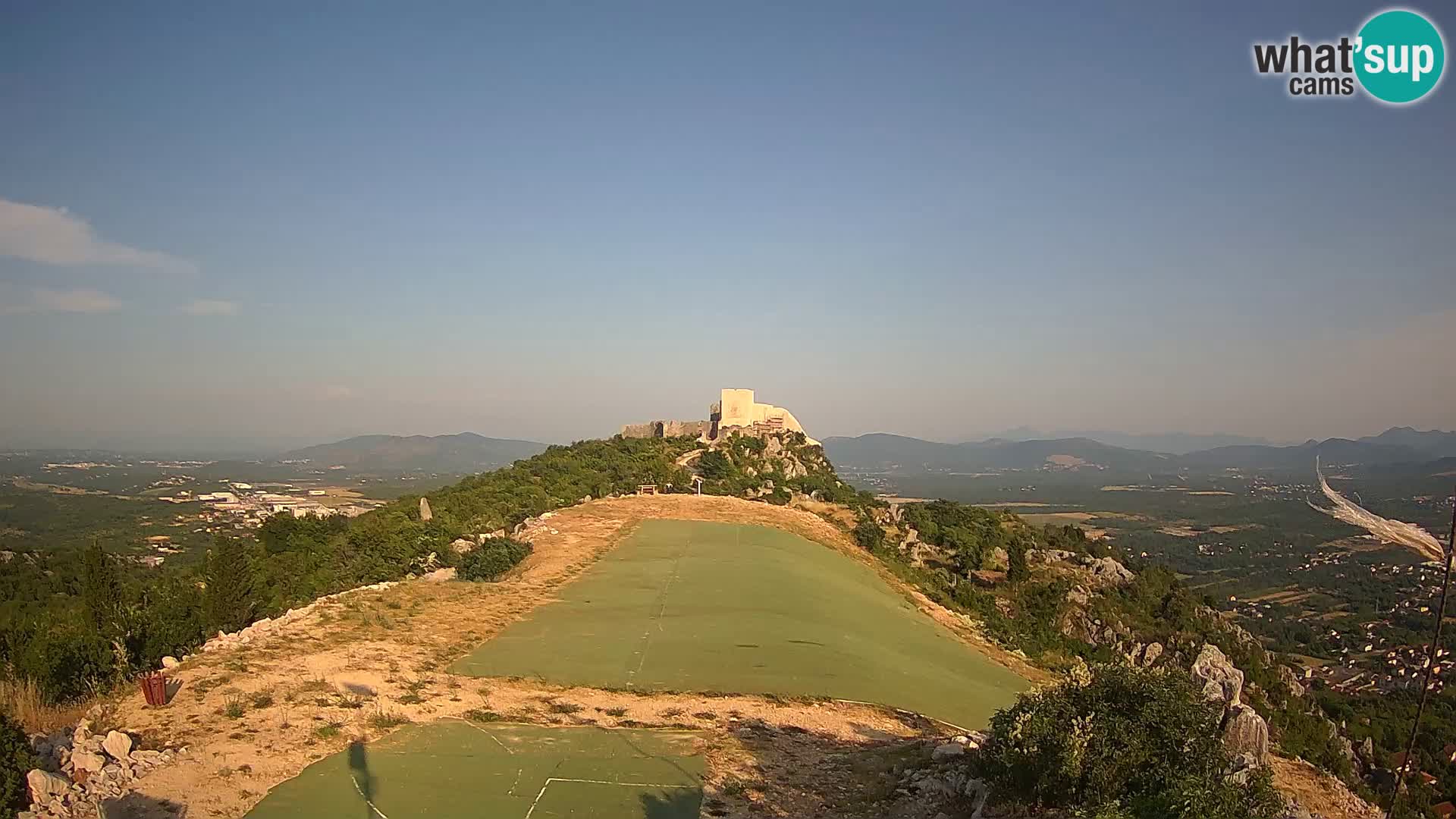 Live Webcam Campo di volo di parapendio Ljubuški – Kula