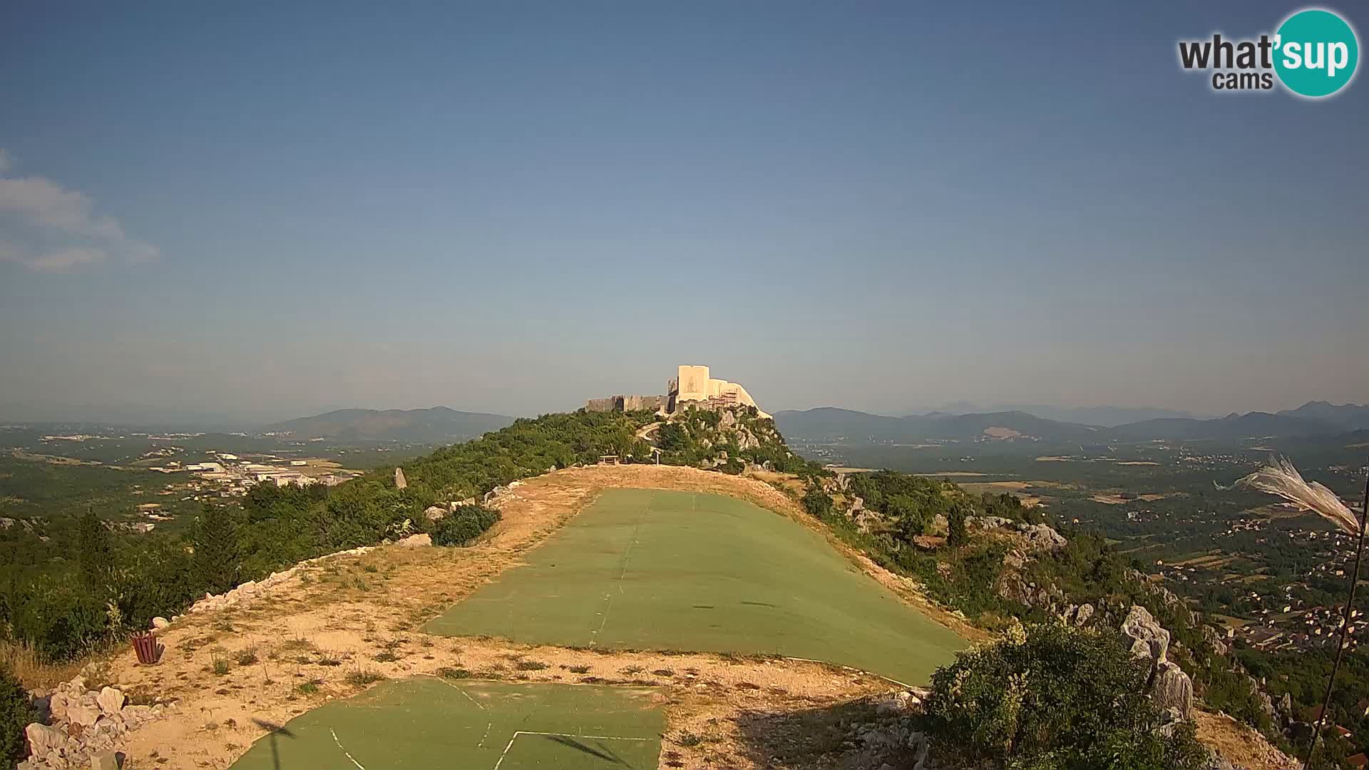Live Webcam Campo di volo di parapendio Ljubuški – Kula
