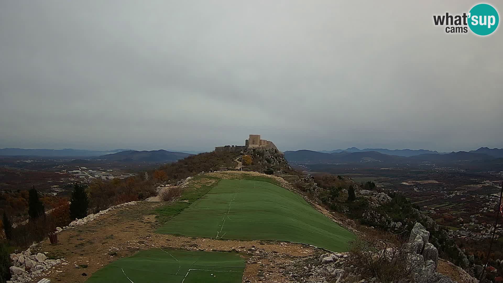 Spletna kamera v živo jadralno vzletišče Ljubuški – Kula