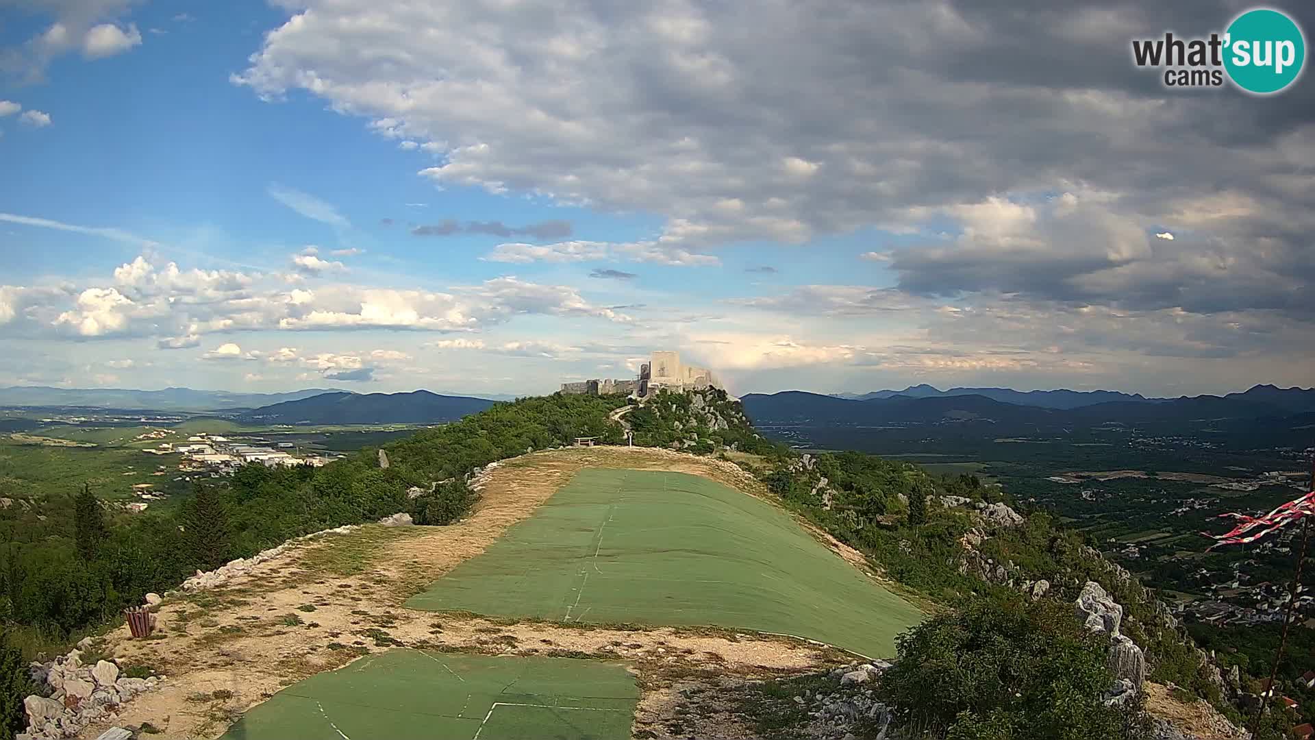 Live Webcam Campo di volo di parapendio Ljubuški – Kula