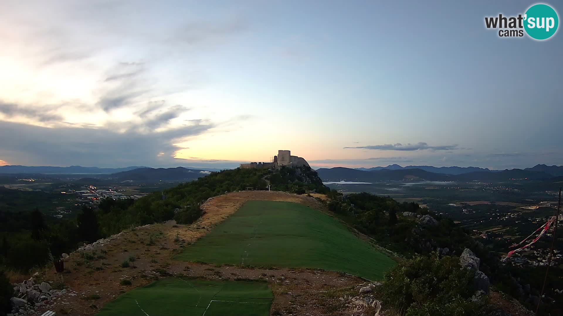 Live Webcam Campo di volo di parapendio Ljubuški – Kula