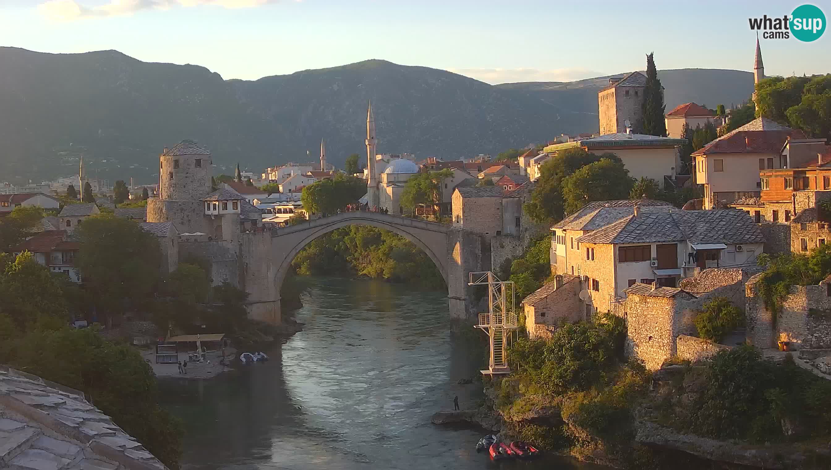 Mostar – El Viejo Puente sobre el río Neretva