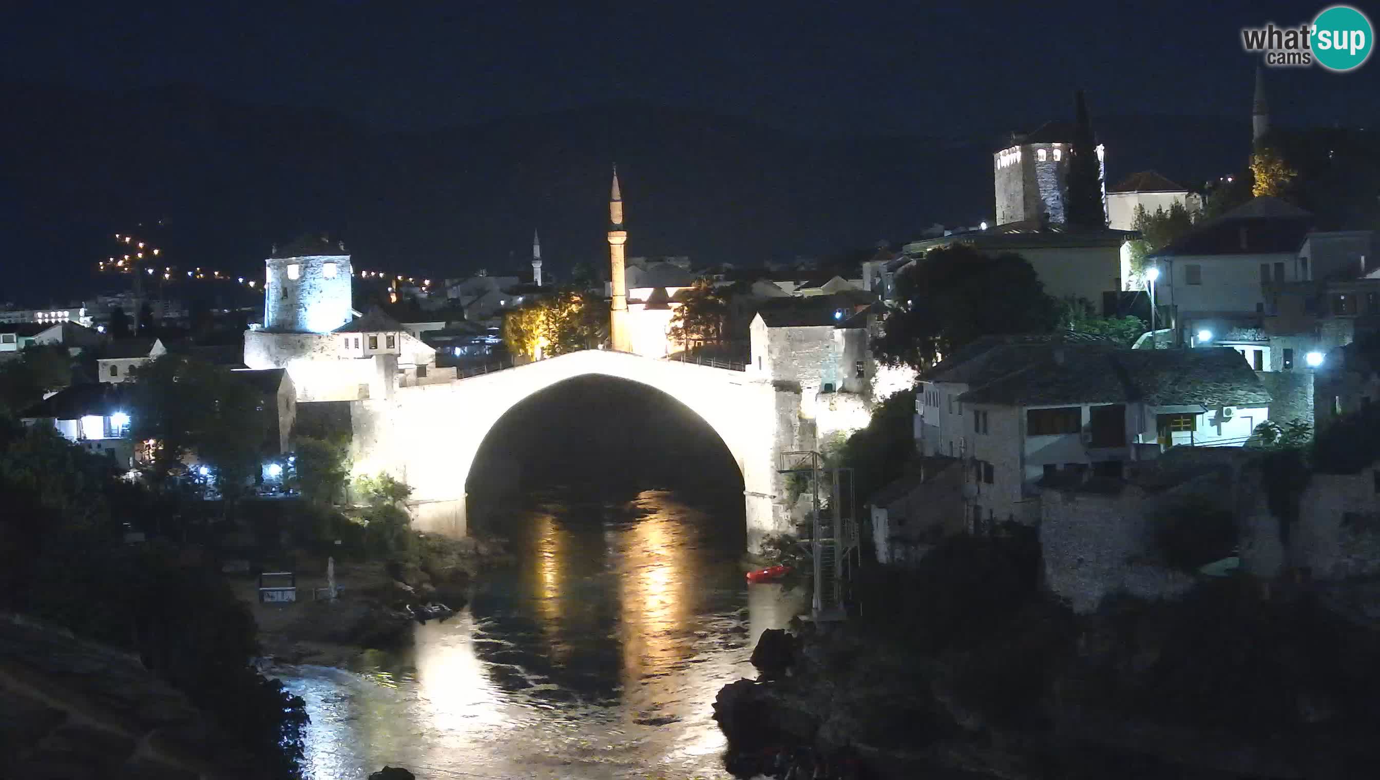 Mostar webkamera – Die Alte Brücke über den Fluss Neretva