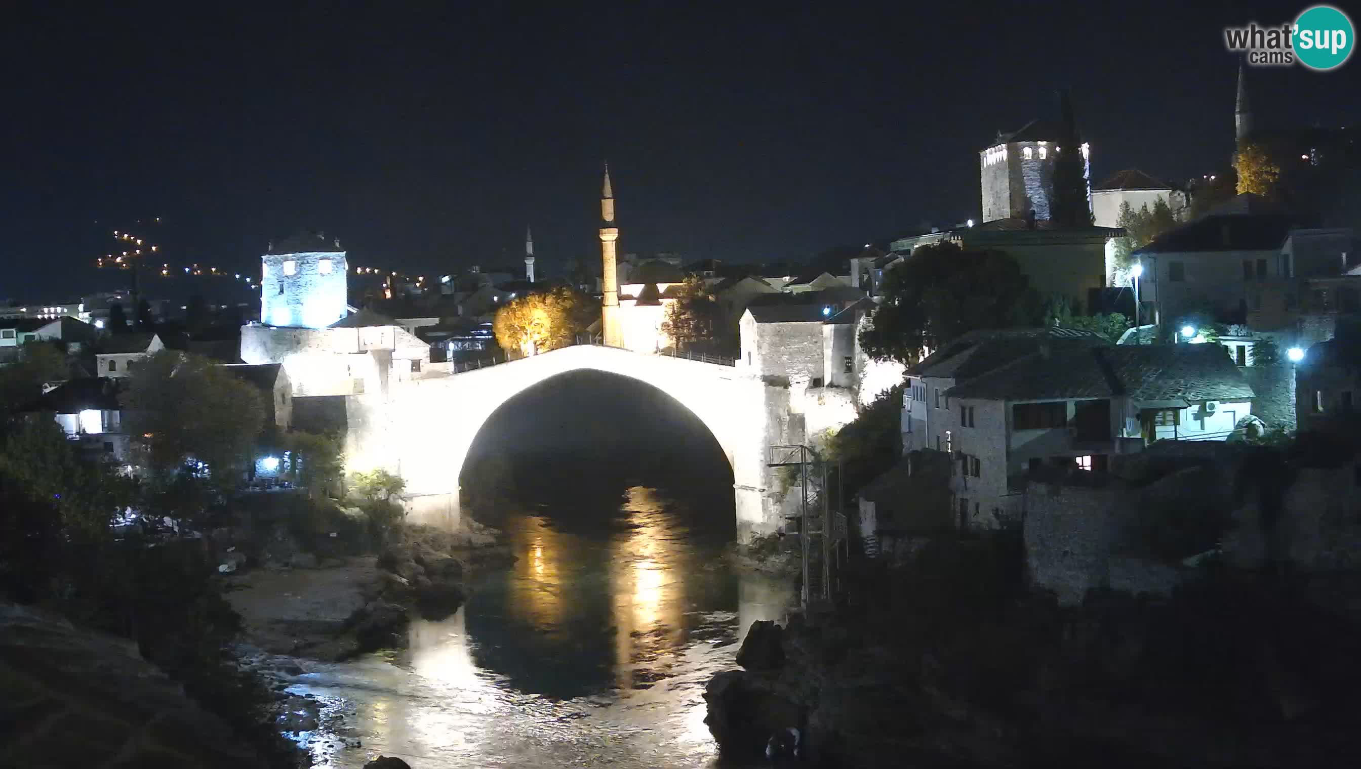 Mostar webkamera – Die Alte Brücke über den Fluss Neretva