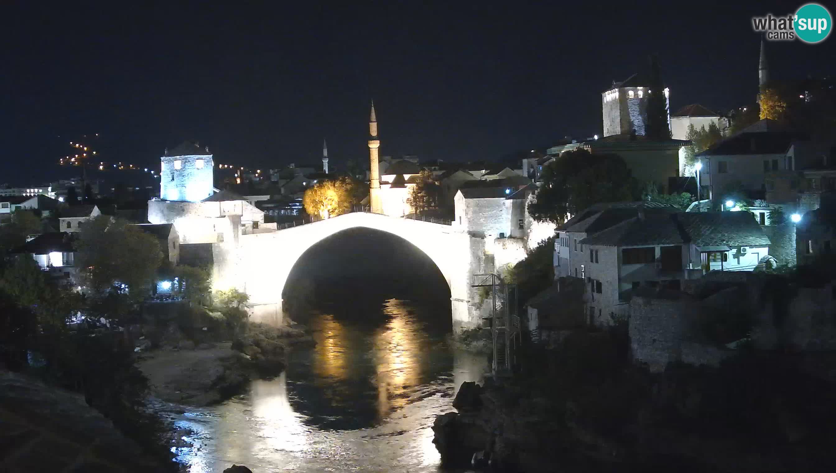 Mostar webkamera – Die Alte Brücke über den Fluss Neretva