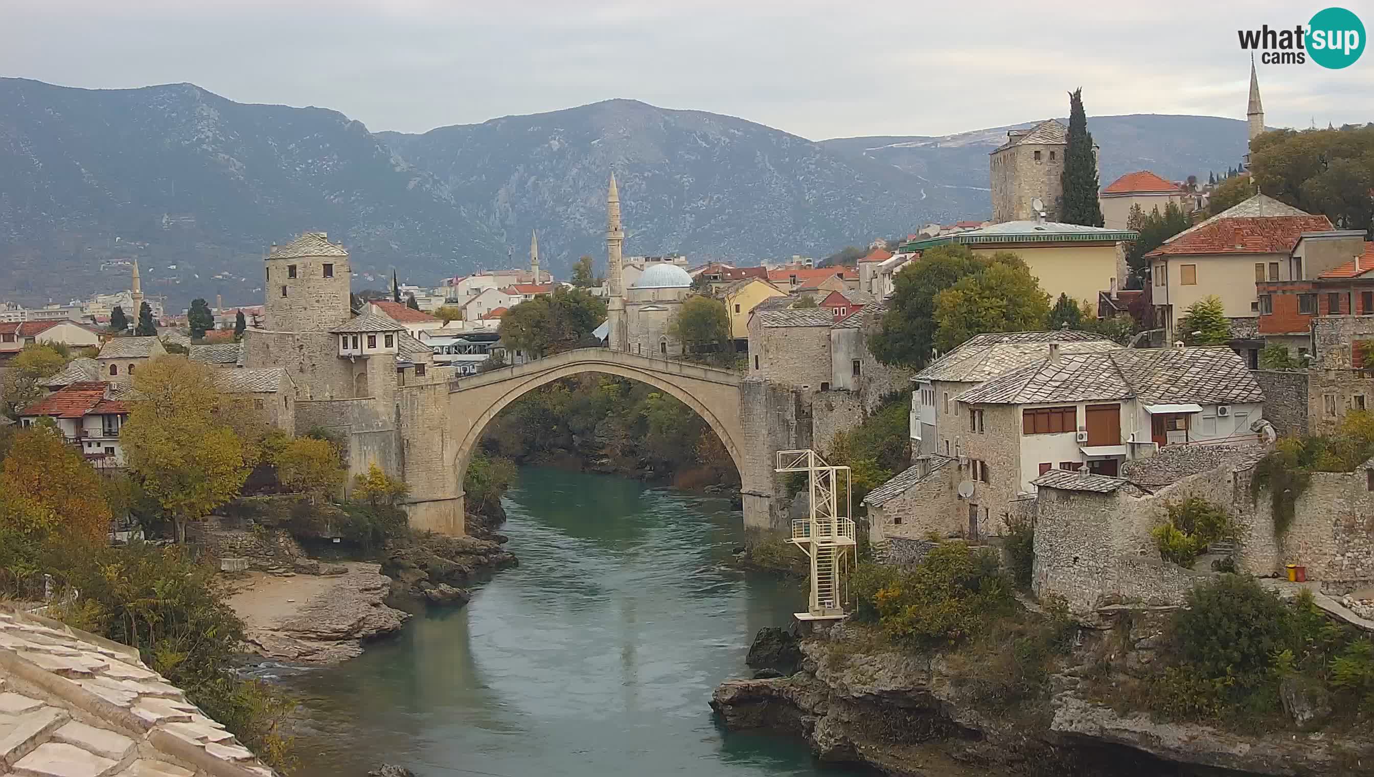 Cámara web de Mostar – El Viejo Puente sobre el río Neretva