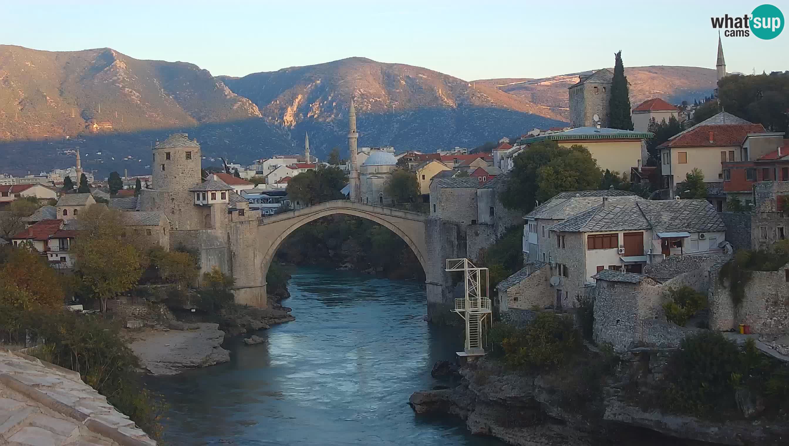 Cámara web de Mostar – El Viejo Puente sobre el río Neretva